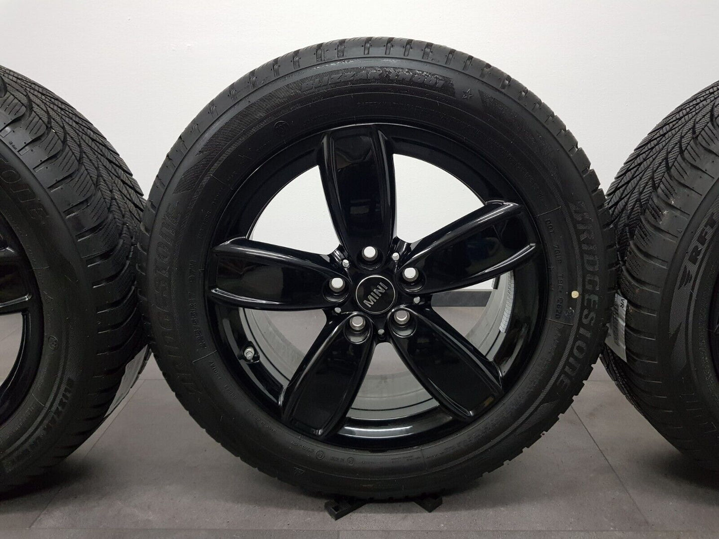Mini Winterreifen Countryman F60 17 Zoll Felgen Winterräder 531 DOT23 6856031