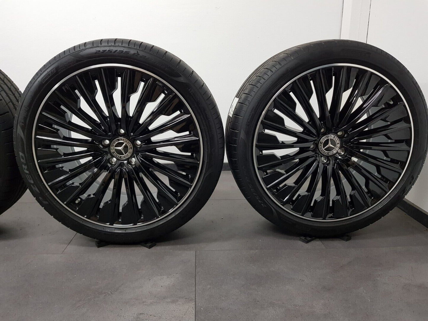 Mercedes E-Klasse 20 Zoll AMG Felgen W214 S214 A2144010500 Sommerreifen NEU