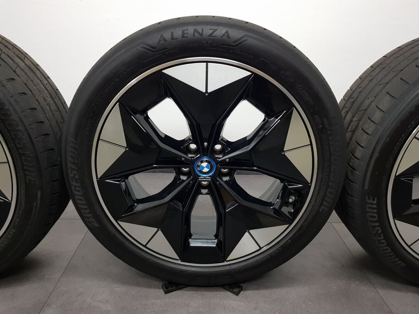 BMW 20 Zoll Sommerreifen original iX3 G08 6894844 6894845 Styling 843 Felgen