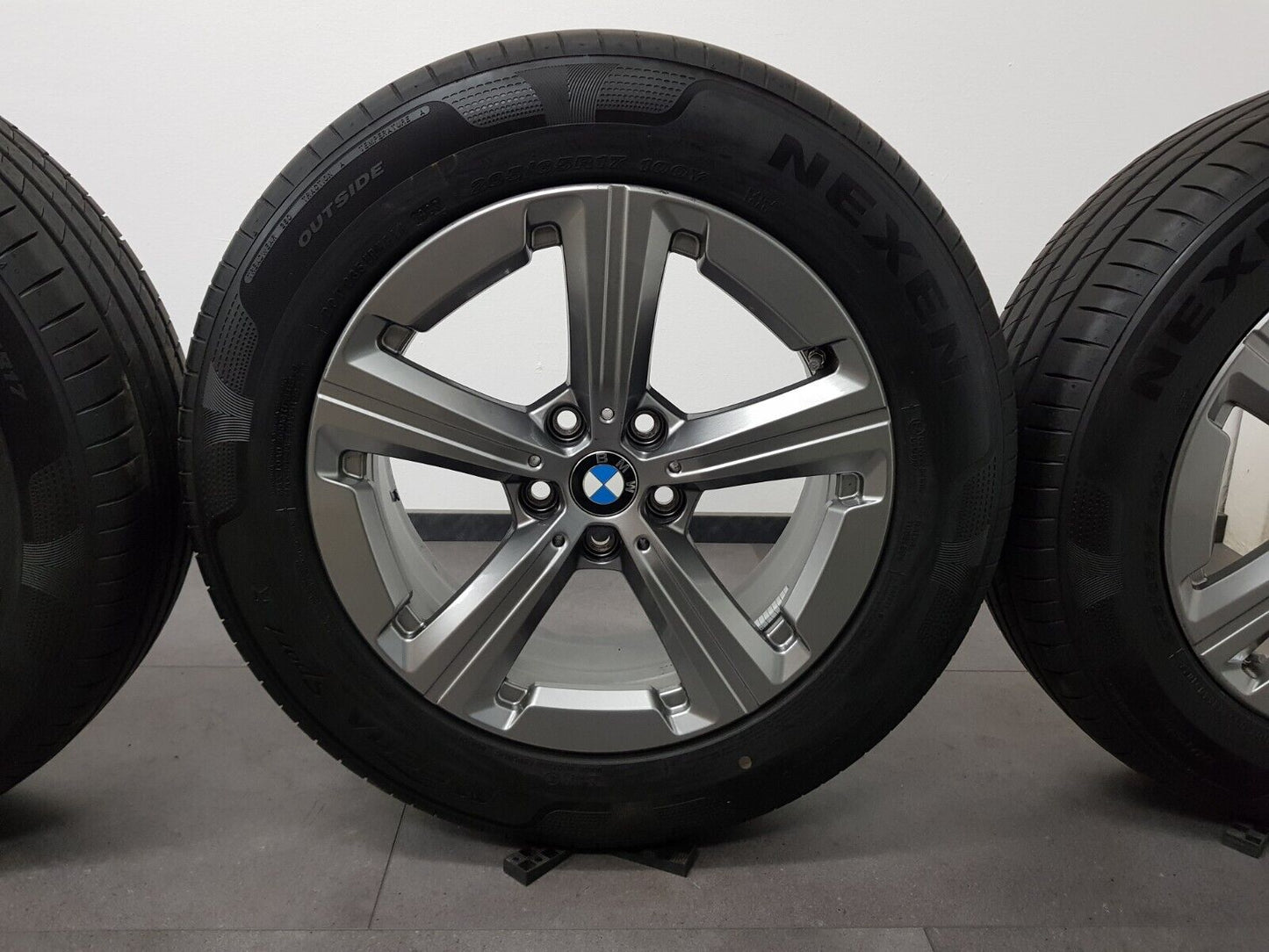 BMW 17 Zoll Felgen X1 U11 iX1 U11 Sommerreifen Sommerräder 875 6898044 DOT23