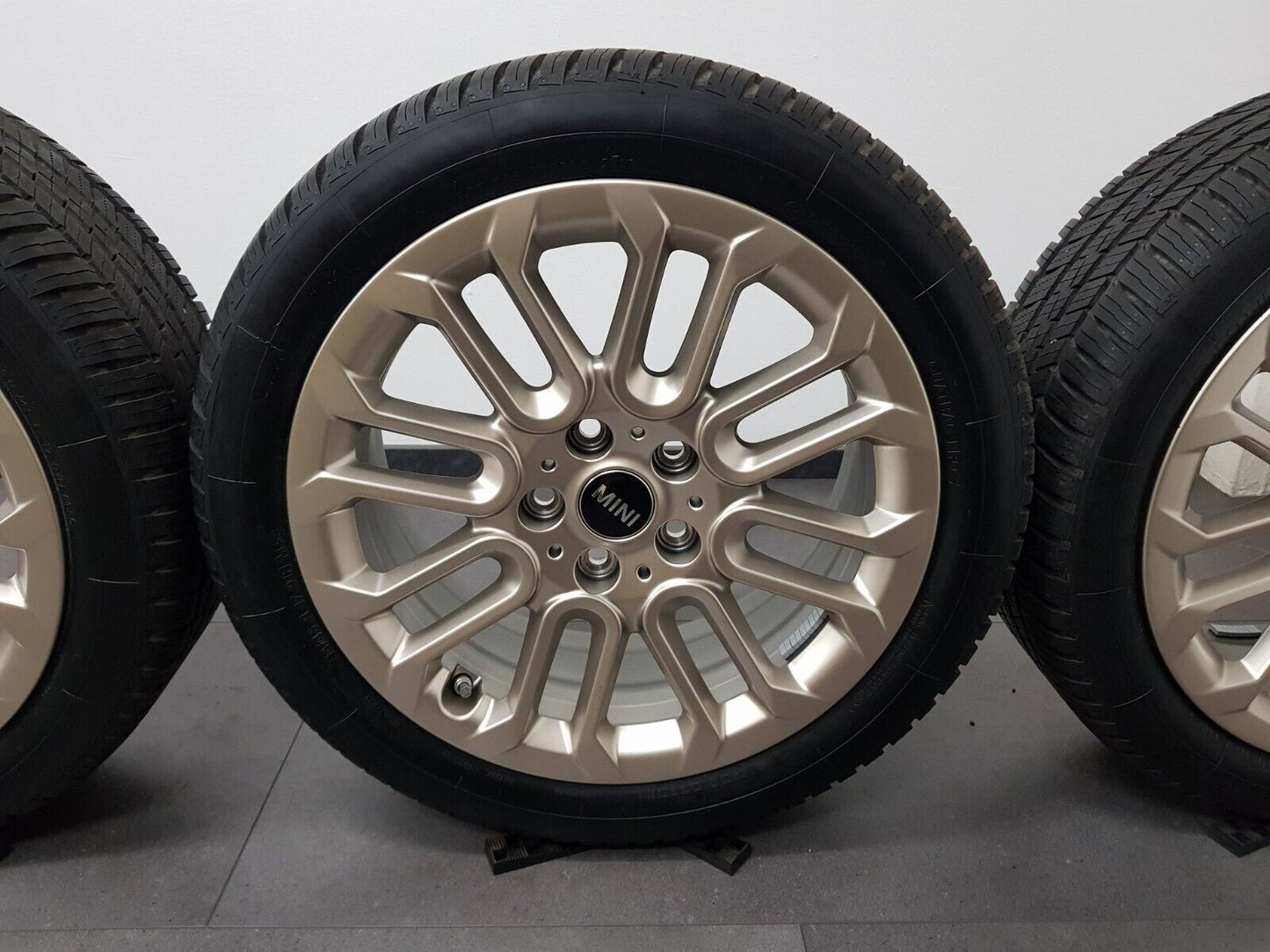 Mini 17 Zoll Felgen F65 F66 F67 Sommerreifen Sommerräder M+S Styling 956 Top!
