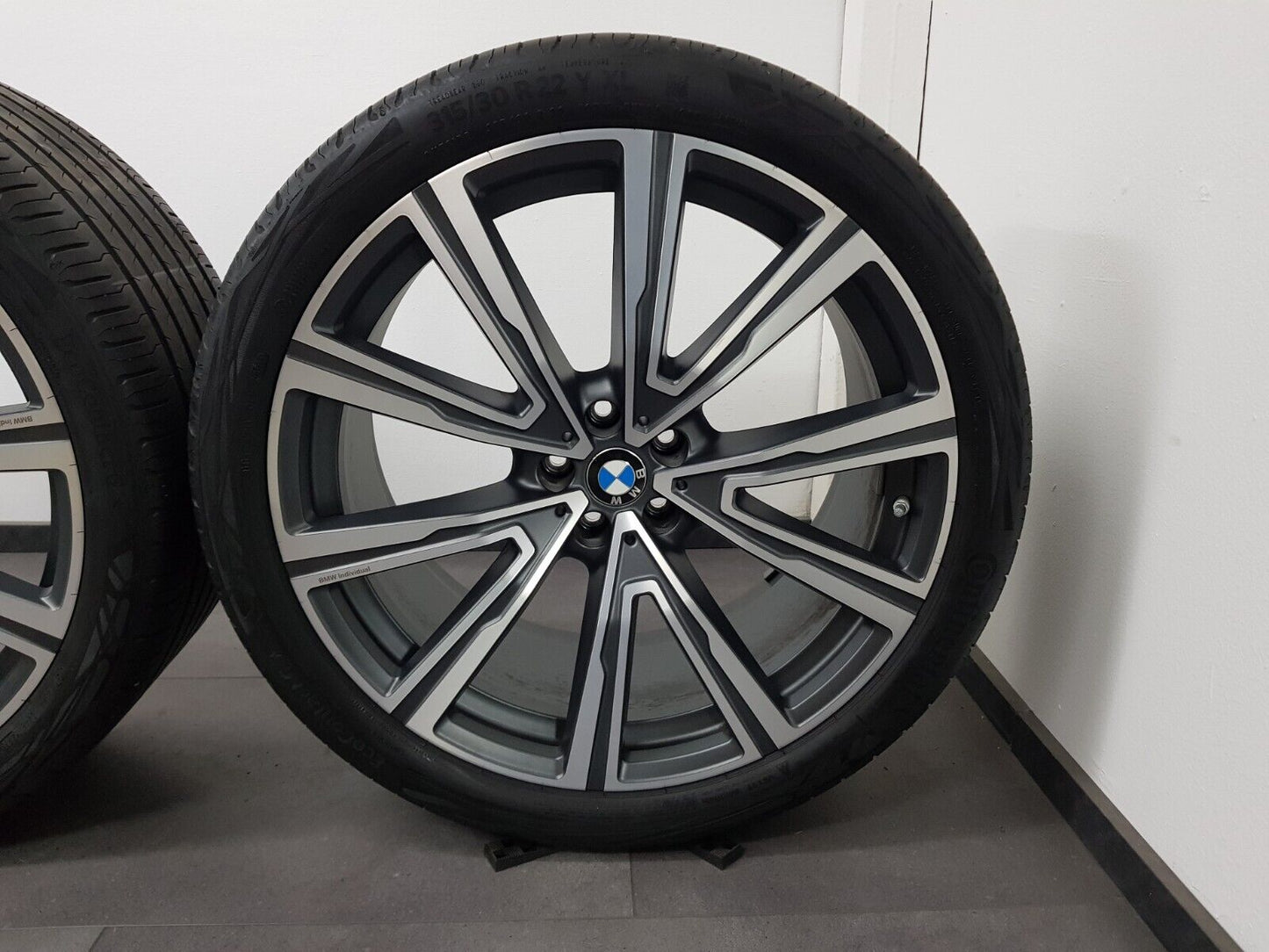 BMW 22 Zoll Felgen X5 G05 X6 G06 746i Sommerreifen Sommerräder 8072000 8072001