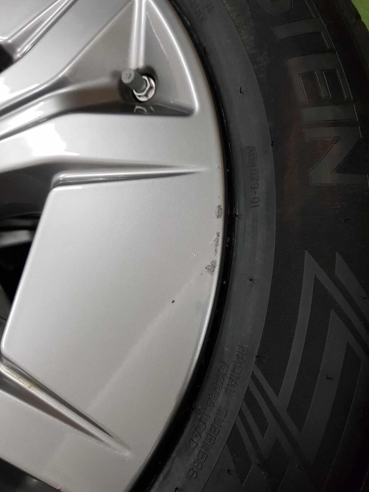 BMW 17 Zoll Felgen X1 U11 X2 U10 Sommerreifen Sommerräde Reifen neu 6898036 864
