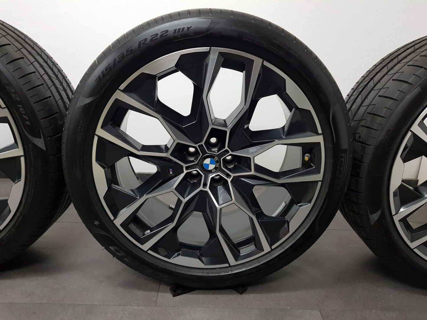 BMW 22 Zoll Felgen X7 G07 Sommerreifen Sommerräder M913 6895935 DOT23 +7mm