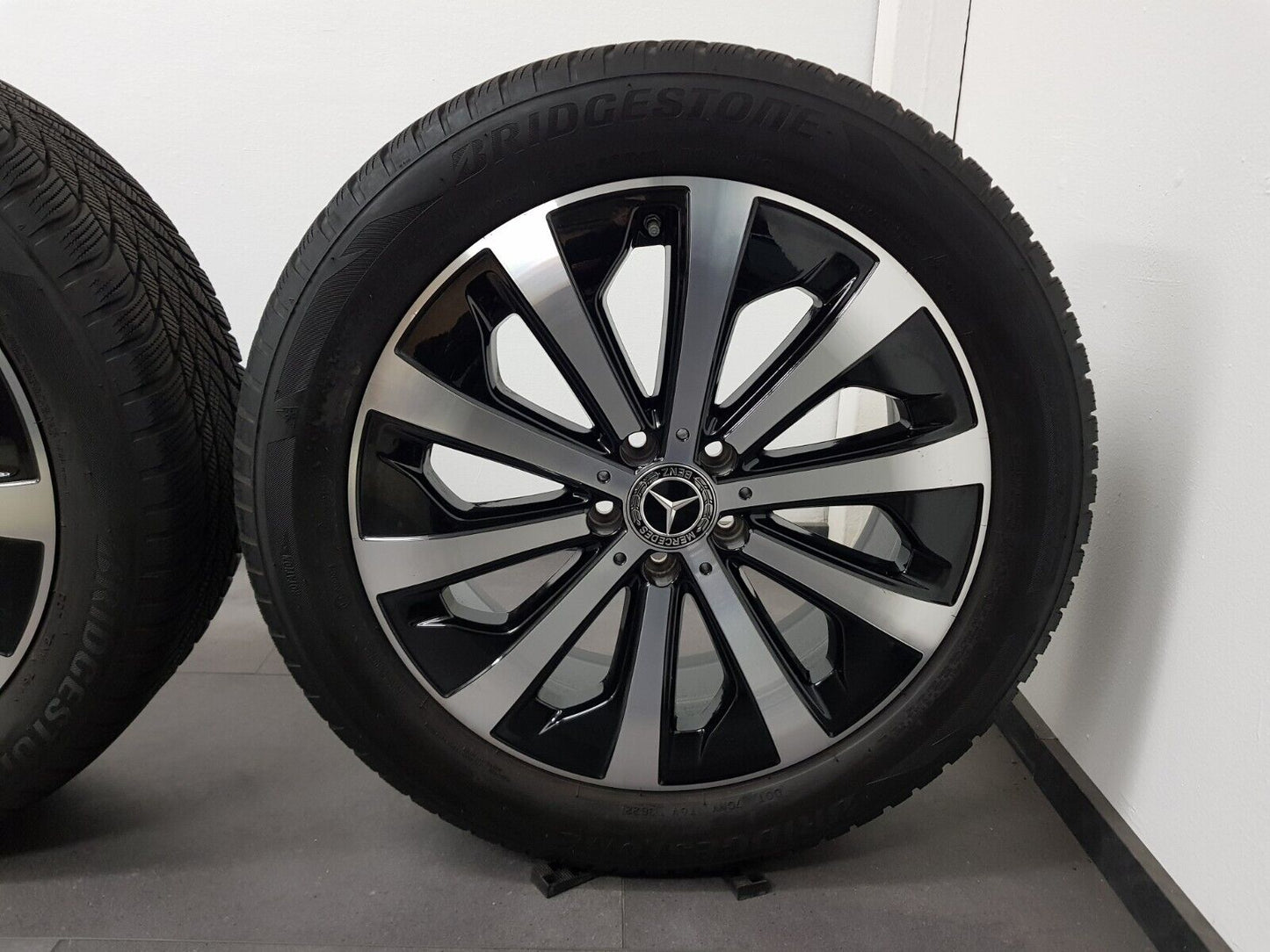 Mercedes GLA 19 Zoll Felgen original Winterreifen H247 GLB X247 A2474013100 +6mm