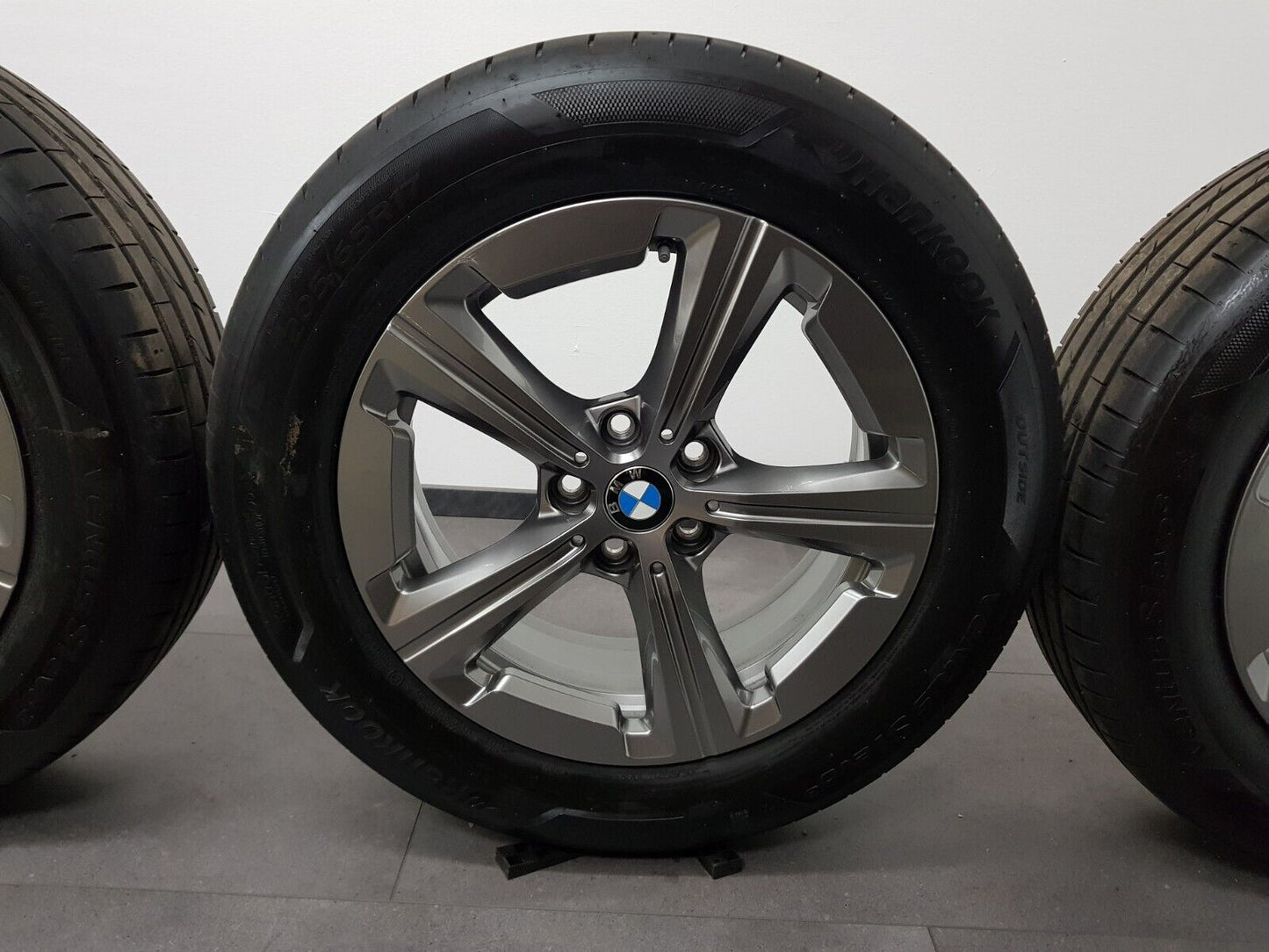 BMW 17 Zoll Felgen X1 U11 iX1 U11 Sommerreifen Sommerräder 832 +6mm 6891173