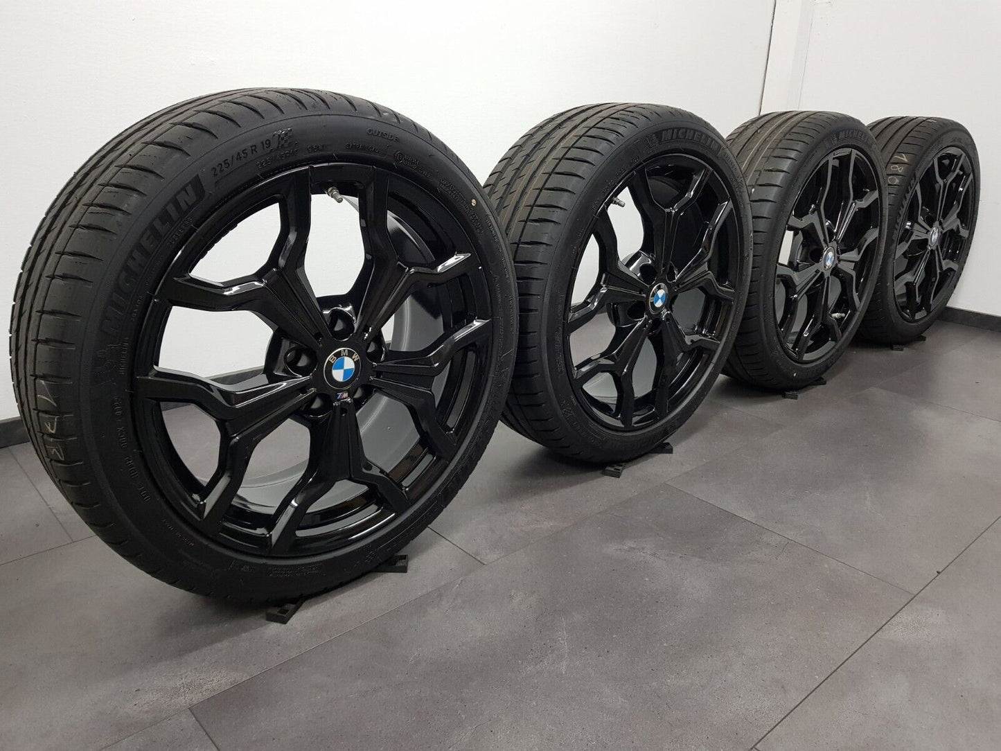 BMW Sommerreifen 19 Zoll Felgen X1 F48 X2 F39 M722 Sommerräder 8009759 Neuw. !