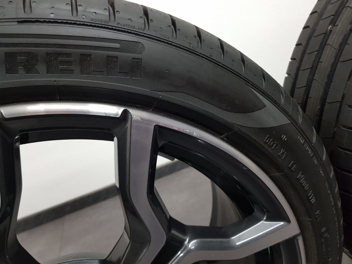 BMW Sommerreifen 19 Zoll Felgen X1 F48 X2 F39 M722 Sommerräder 8009759 +7mm