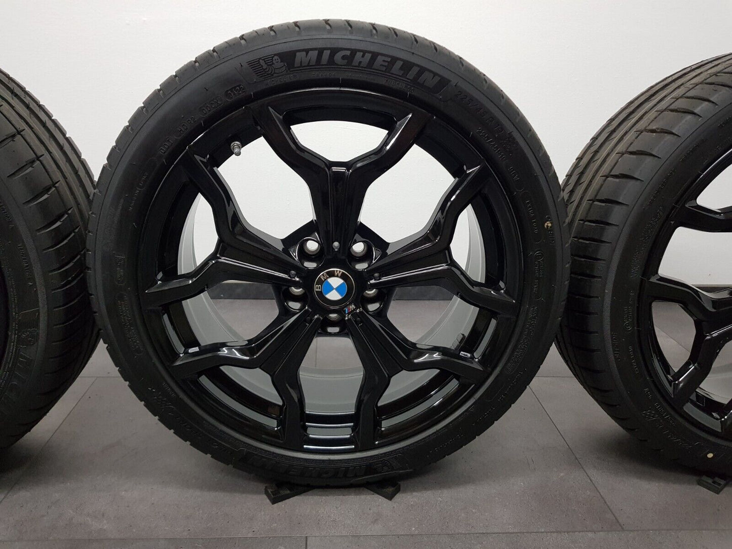 BMW Sommerreifen 19 Zoll Felgen X1 F48 X2 F39 M722 Sommerräder 8009759 Neuw. !