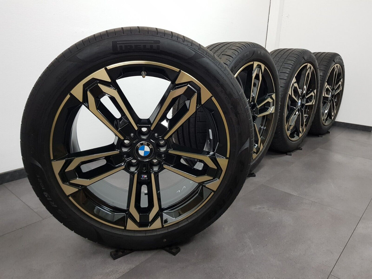 BMW X1 U11 iX1 U11 U12 X2 U10 M871 19 Zoll Sommerreifen M Sommerräder 871M Gold