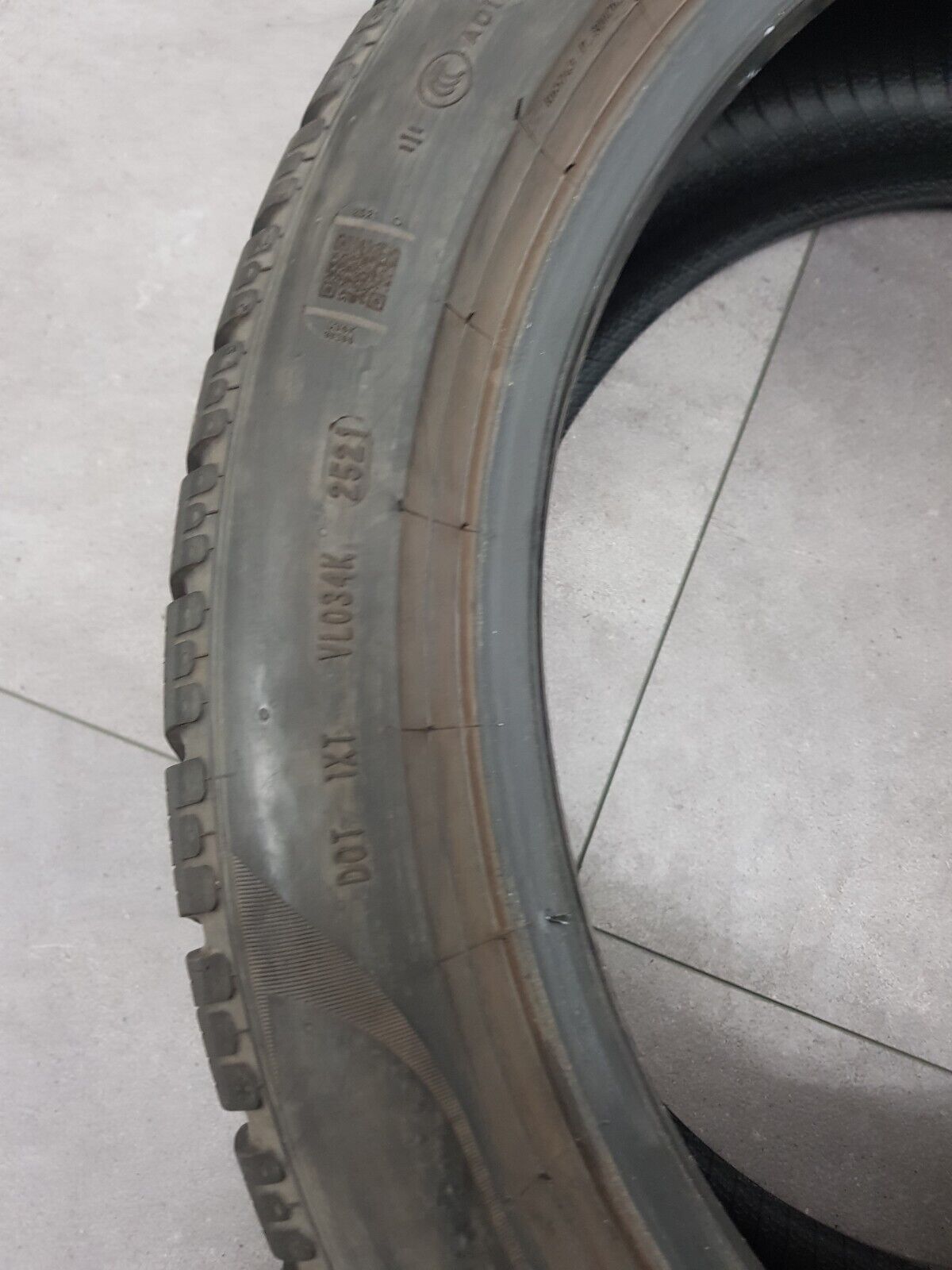 1x 255 40 R19 100V Pirelli P-Zero Winter BMW * Winterreifen Reifen