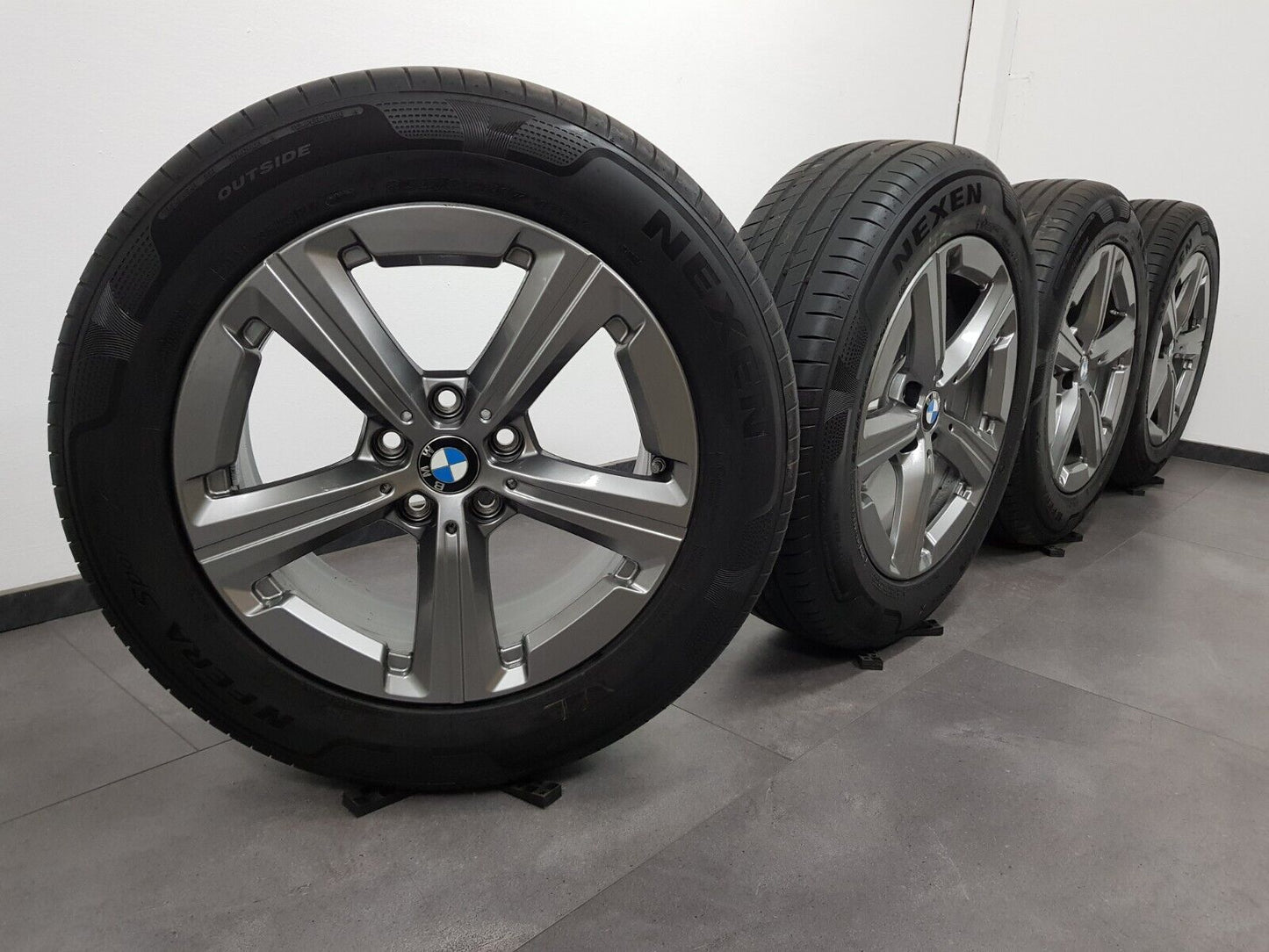 BMW 17 Zoll Felgen X1 U11 iX1 U11 Sommerreifen Sommerräder 875 6898044 DOT23
