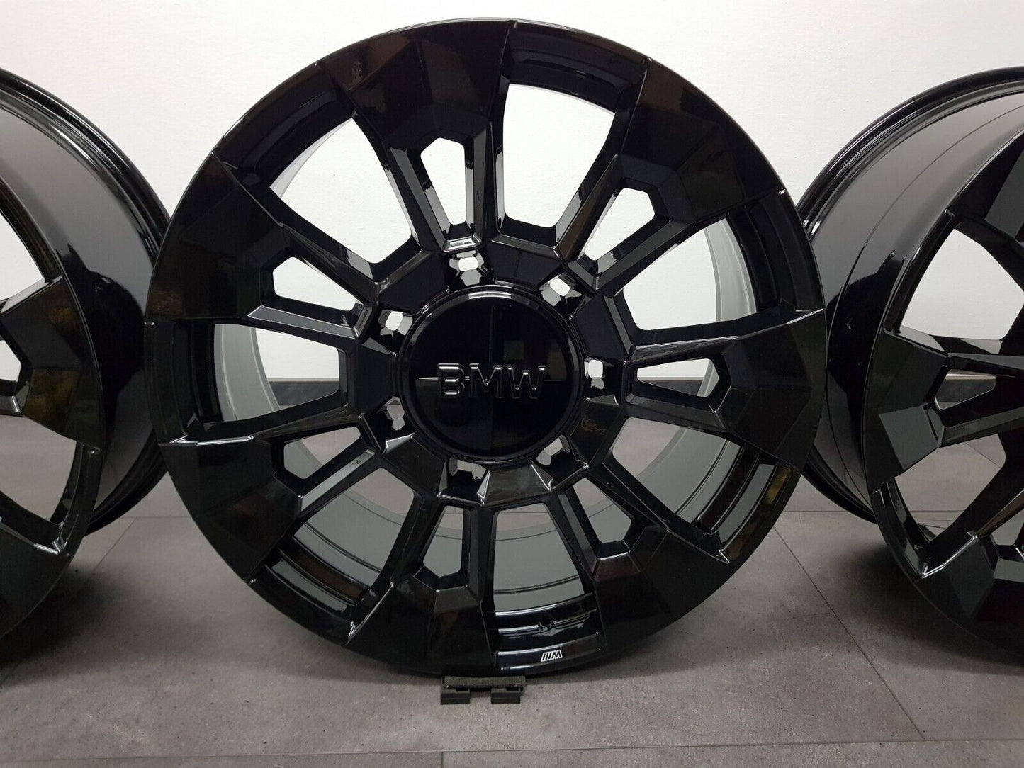 Neuw. BMW XM G09 23 Zoll Felgen Styling M923 923M 6856021 6856022 Alufelgen Top!