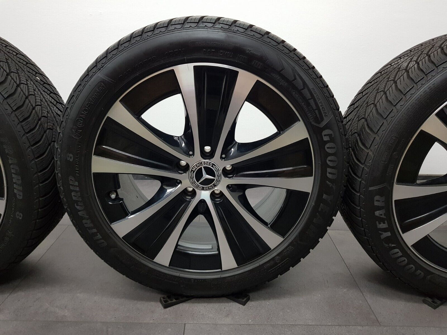 Mercedes 18 Zoll Felgen E-Klasse W213 C238 A238 Winterreifen Winterräder DOT21