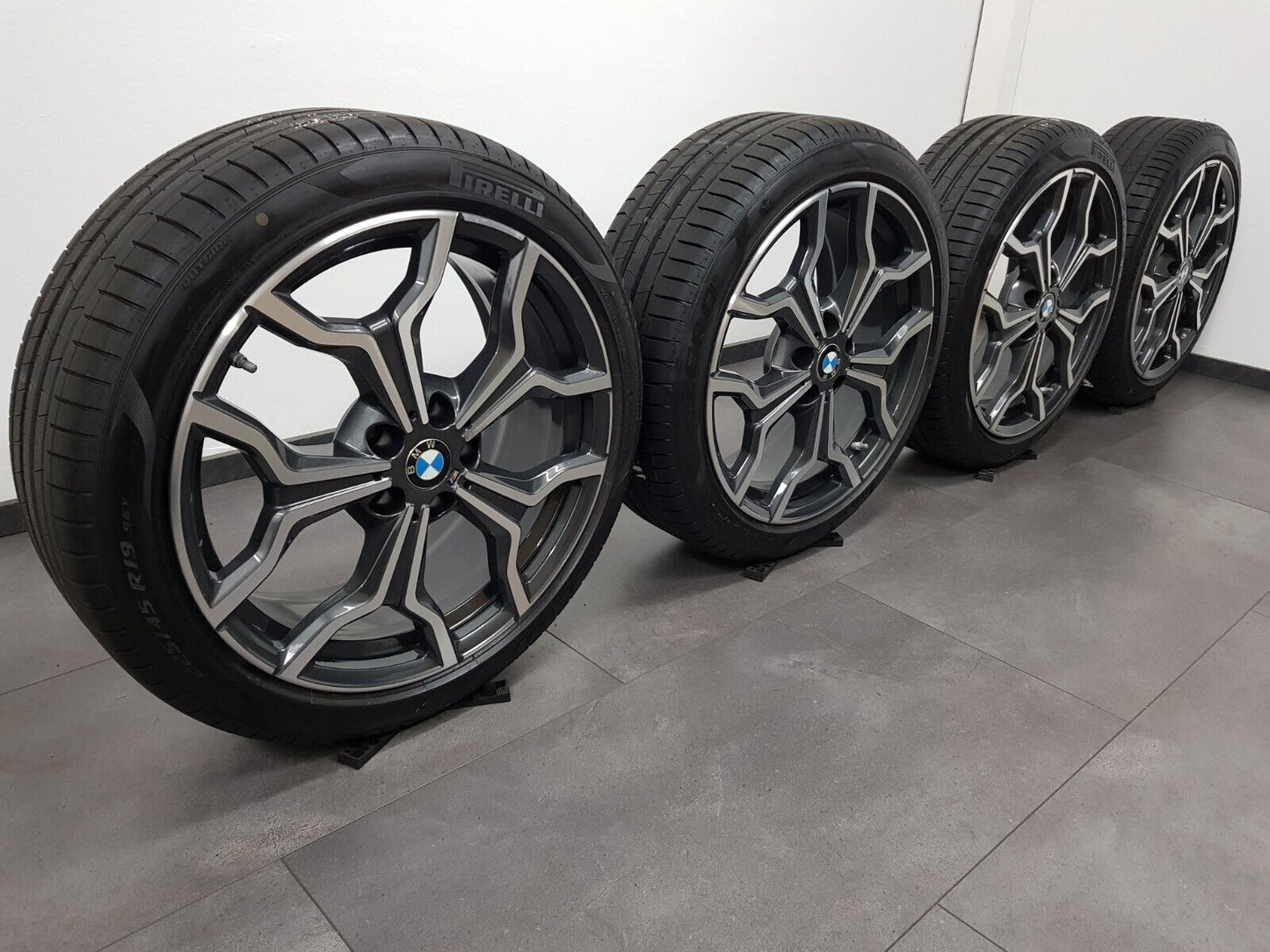 BMW Sommerreifen 19 Zoll Felgen X1 F48 X2 F39 M722 Sommerräder 8009759 +7mm