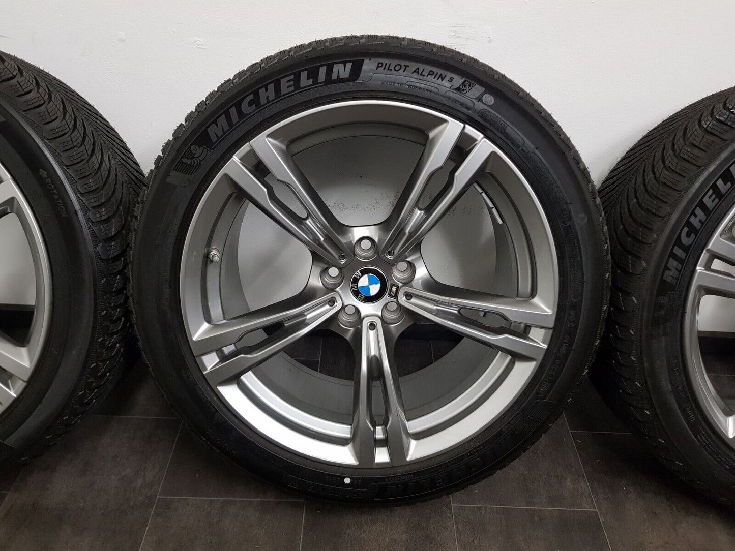 BMW M5 F90 M8 F91 F92 19 Zoll Winterreifen Felgen M705 8043663 Winterräder +7mm