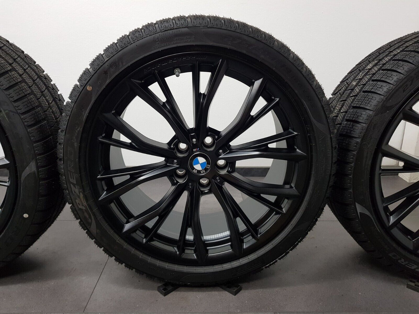 BMW Winterreifen 19 Zoll Felgen 5er G30 G31 8er Winterräder M786 Performance Top