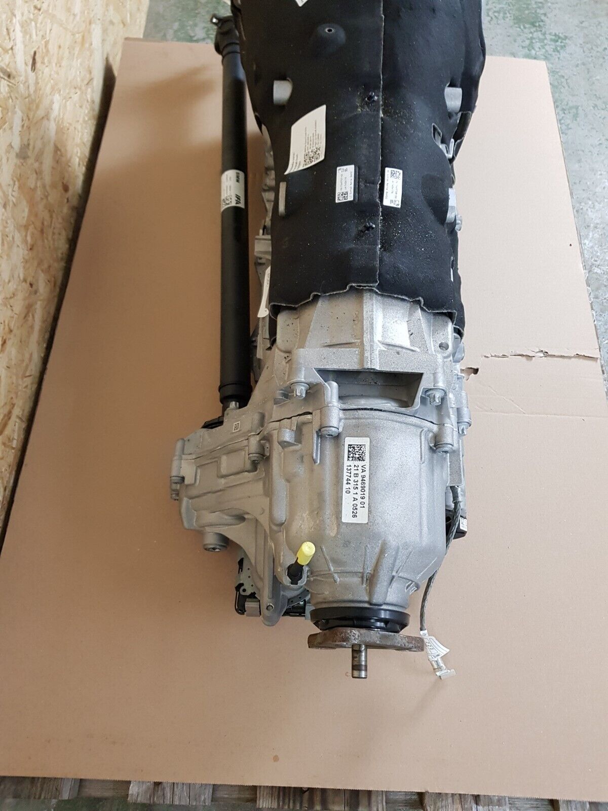 Automatikgetriebe Verteilergetriebe BMW 8er G16 Gran Coupe GA8X51CZ 8741568