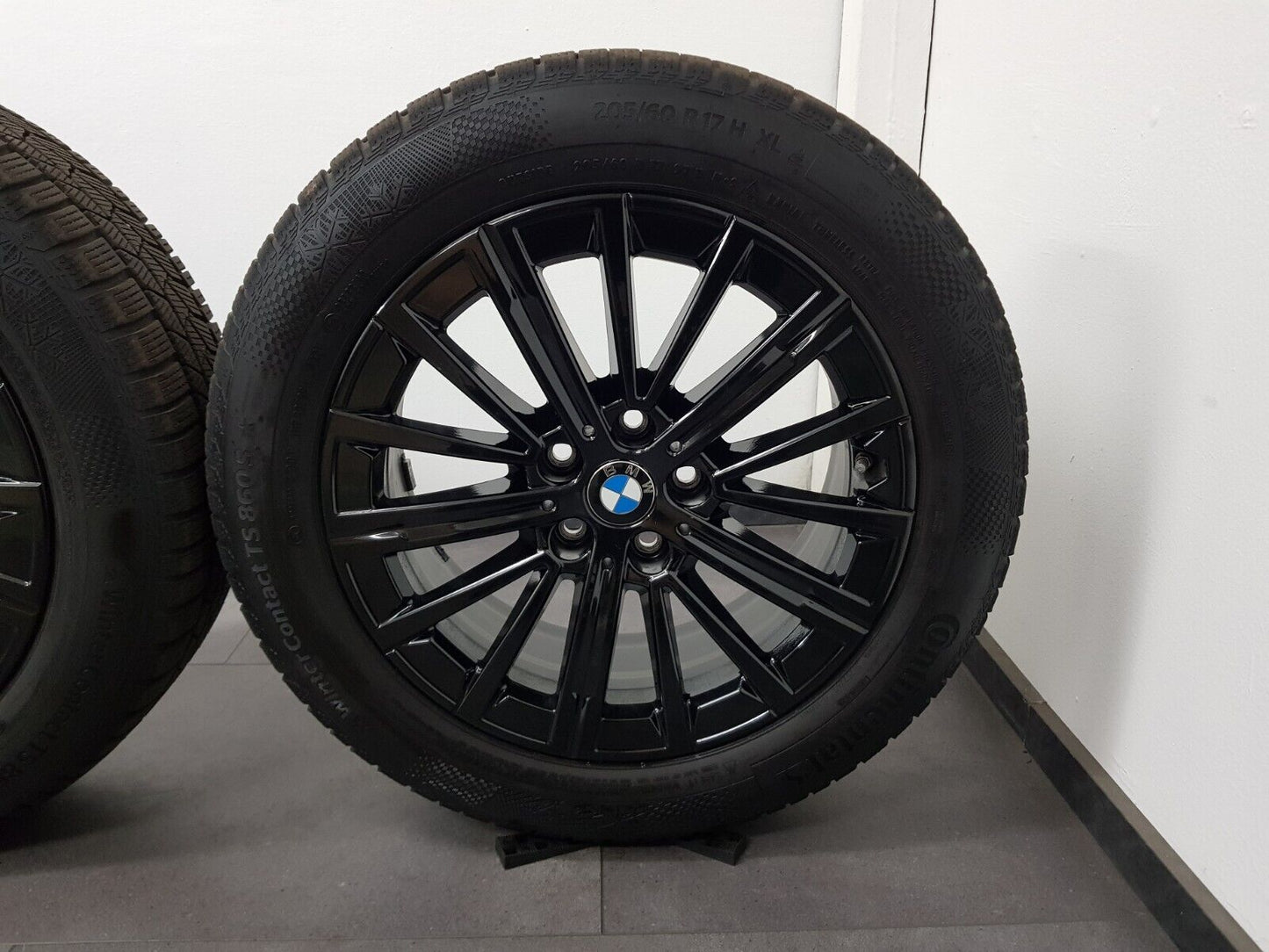 BMW 2er U06 Winterräder 17 Zoll 833 V-Speiche 5A094B2 Winterreifen +6,5mm