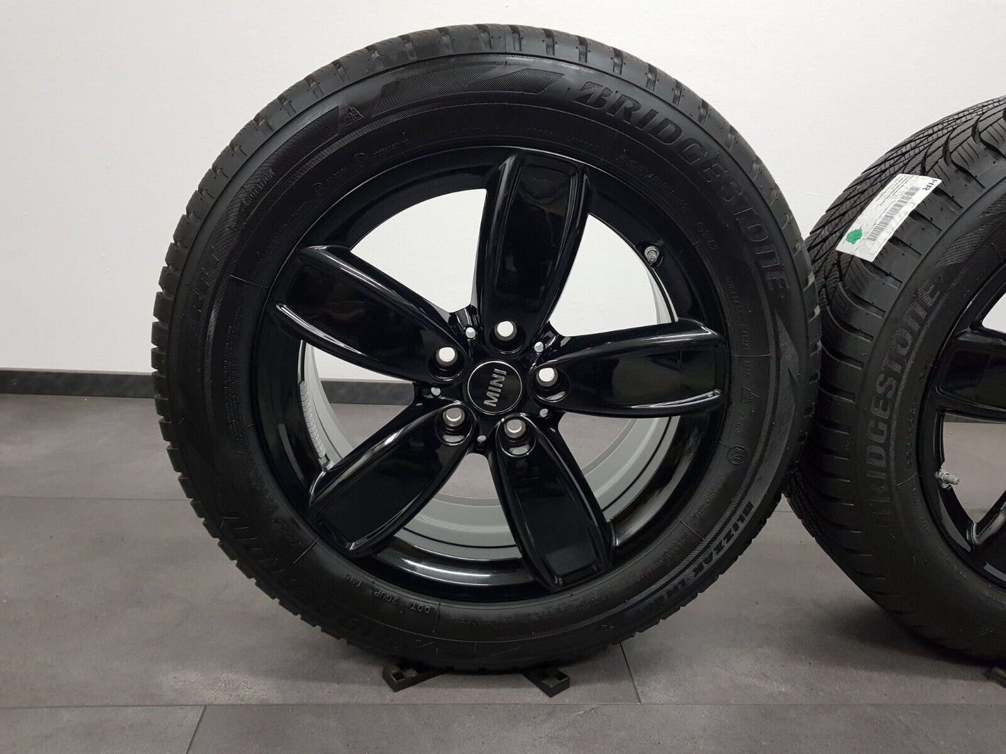 Mini Winterreifen Countryman F60 17 Zoll Felgen Winterräder 531 DOT23 6856031