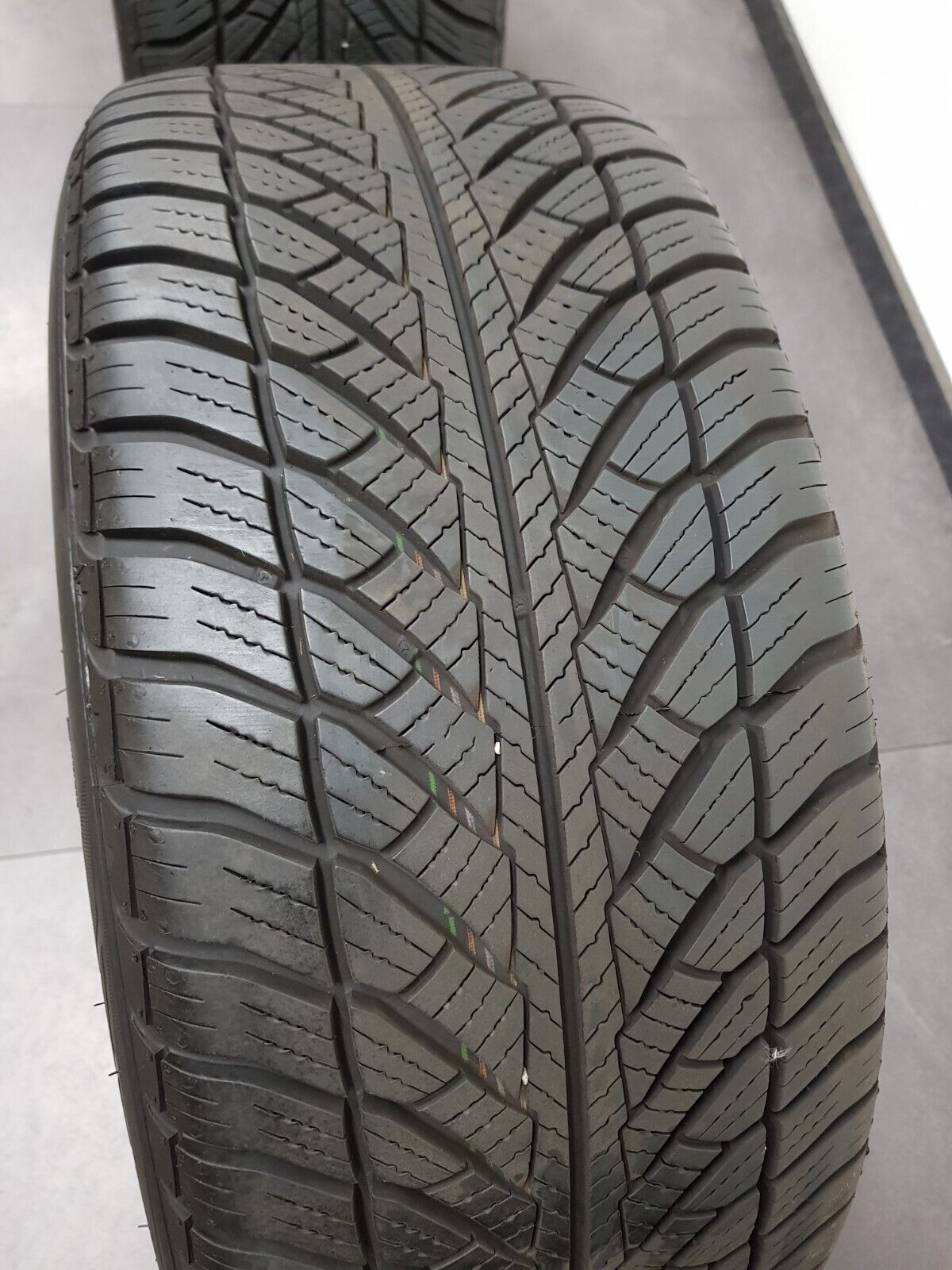 Mercedes 18 Zoll Felgen E-Klasse W213 C238 A238 Winterreifen Winterräder DOT21