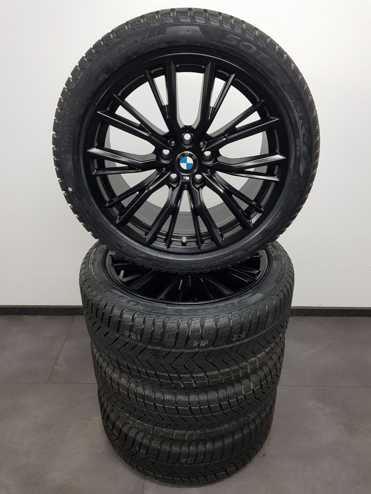 45946117