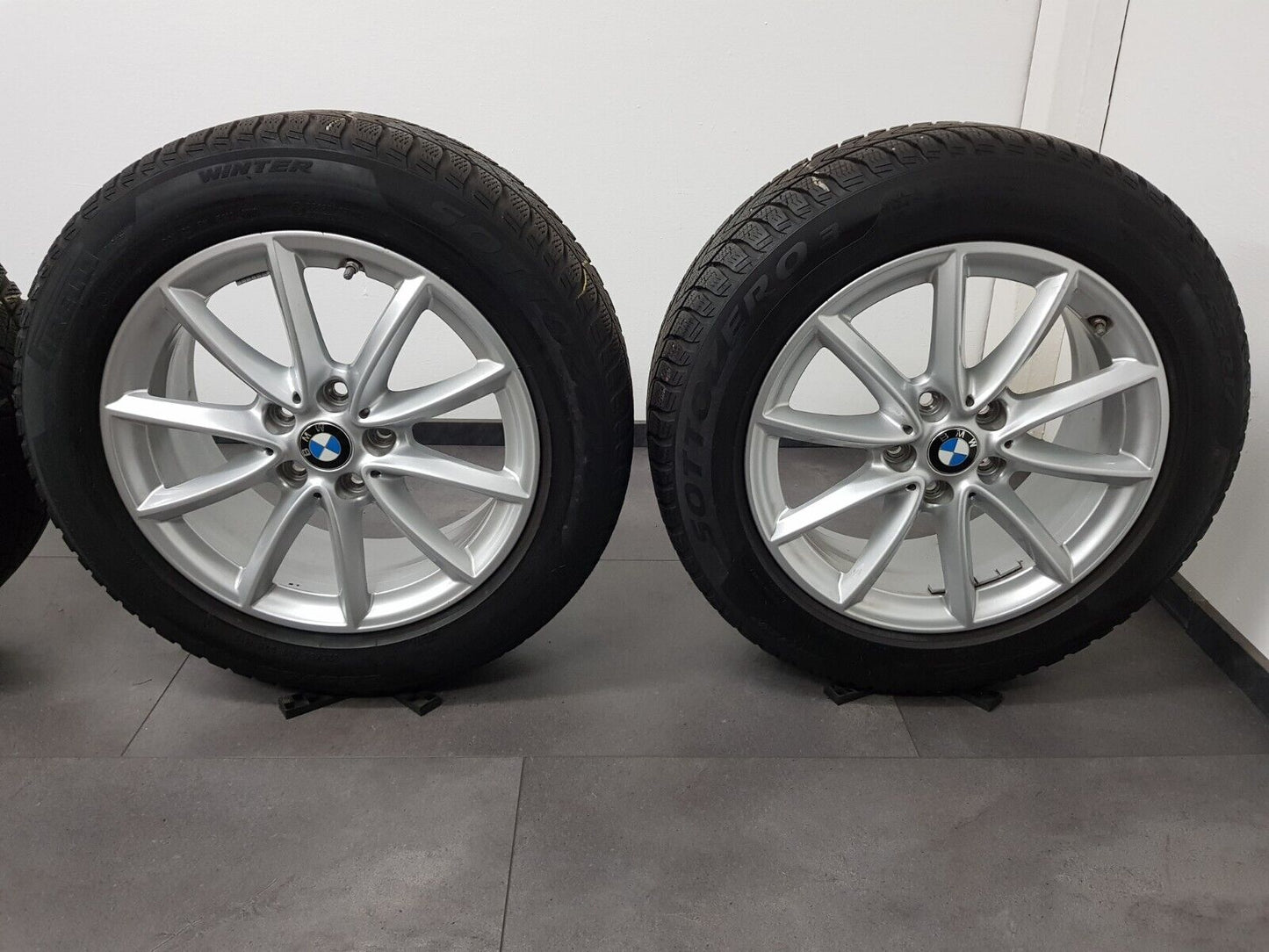 BMW Winterreifen 17 Zoll Felgen X1 F48 X2 F39 560 225 55 17 Winterräder Pirelli