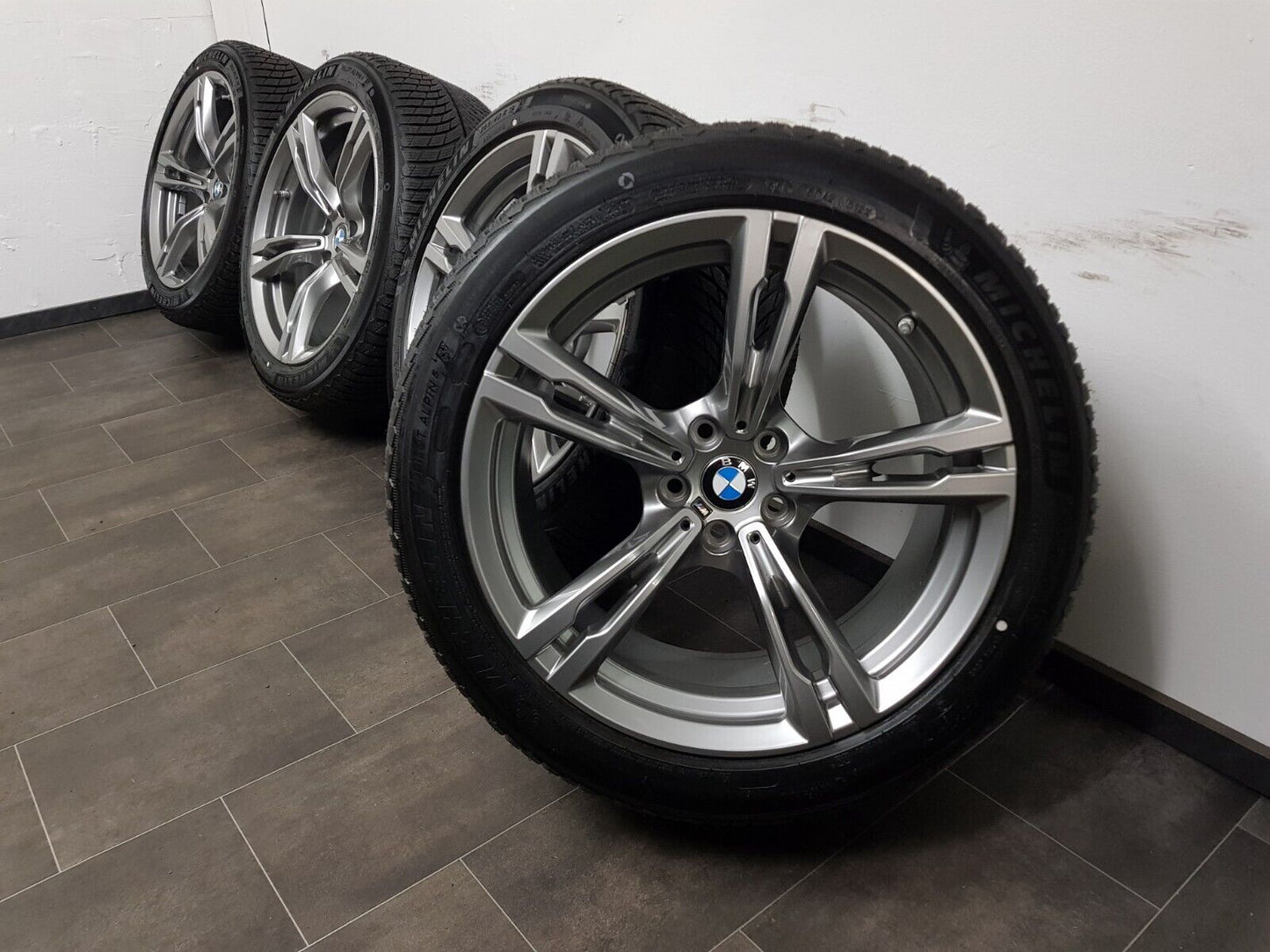 BMW M5 F90 M8 F91 F92 19 Zoll Winterreifen Felgen M705 8043663 Winterräder +7mm