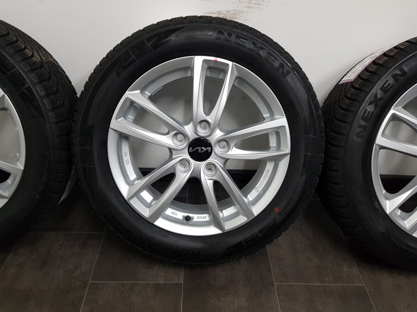 NEU Hyundai Ioniq Kona I30 Kia Ceed Soul 16 Zoll Felgen Winterreifen Winterräder
