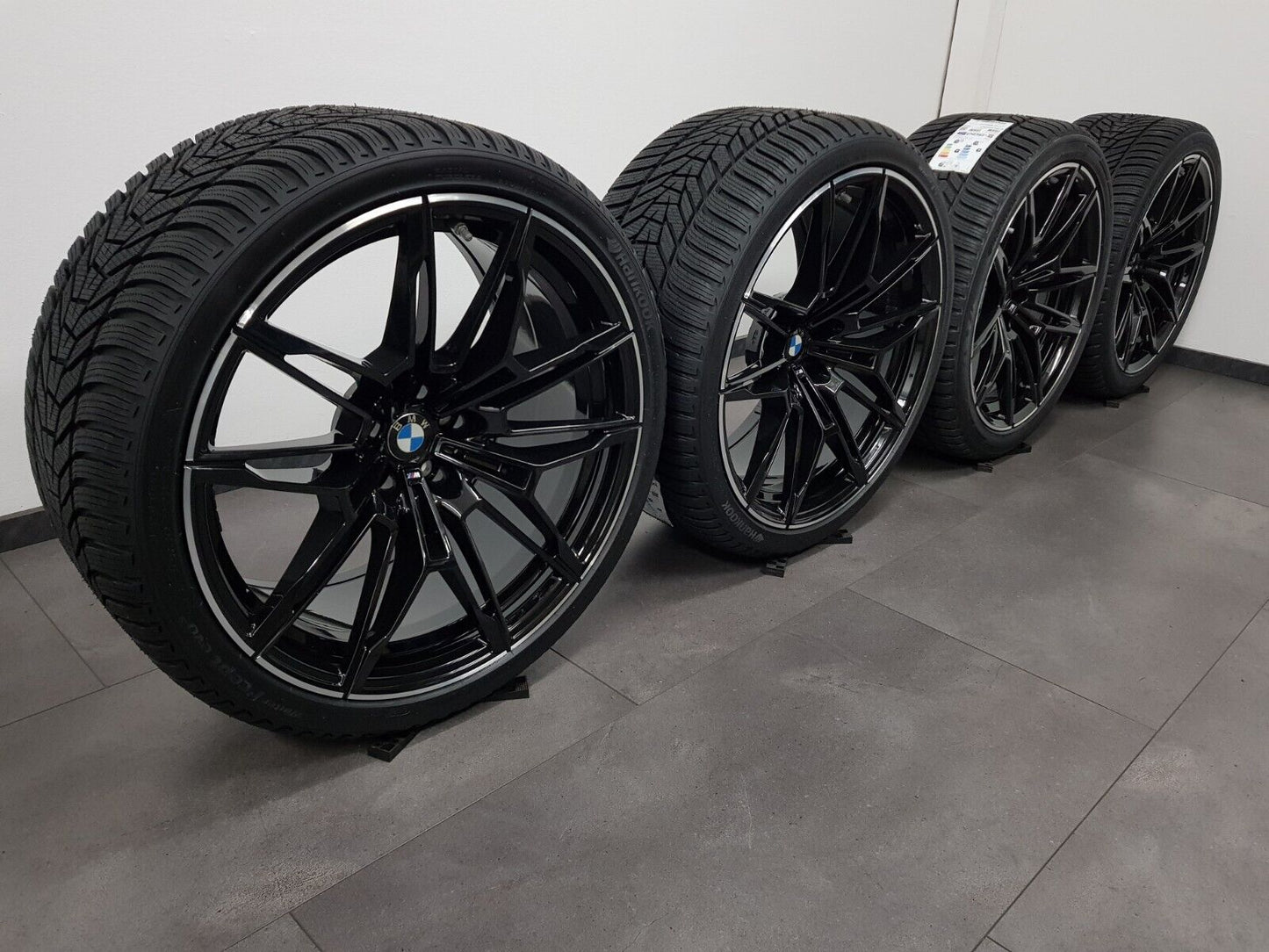 BMW M3 M4 G80 G82 G83 Winterreifen 20/ 19 Zoll Felgen M825 Winterräder NEU