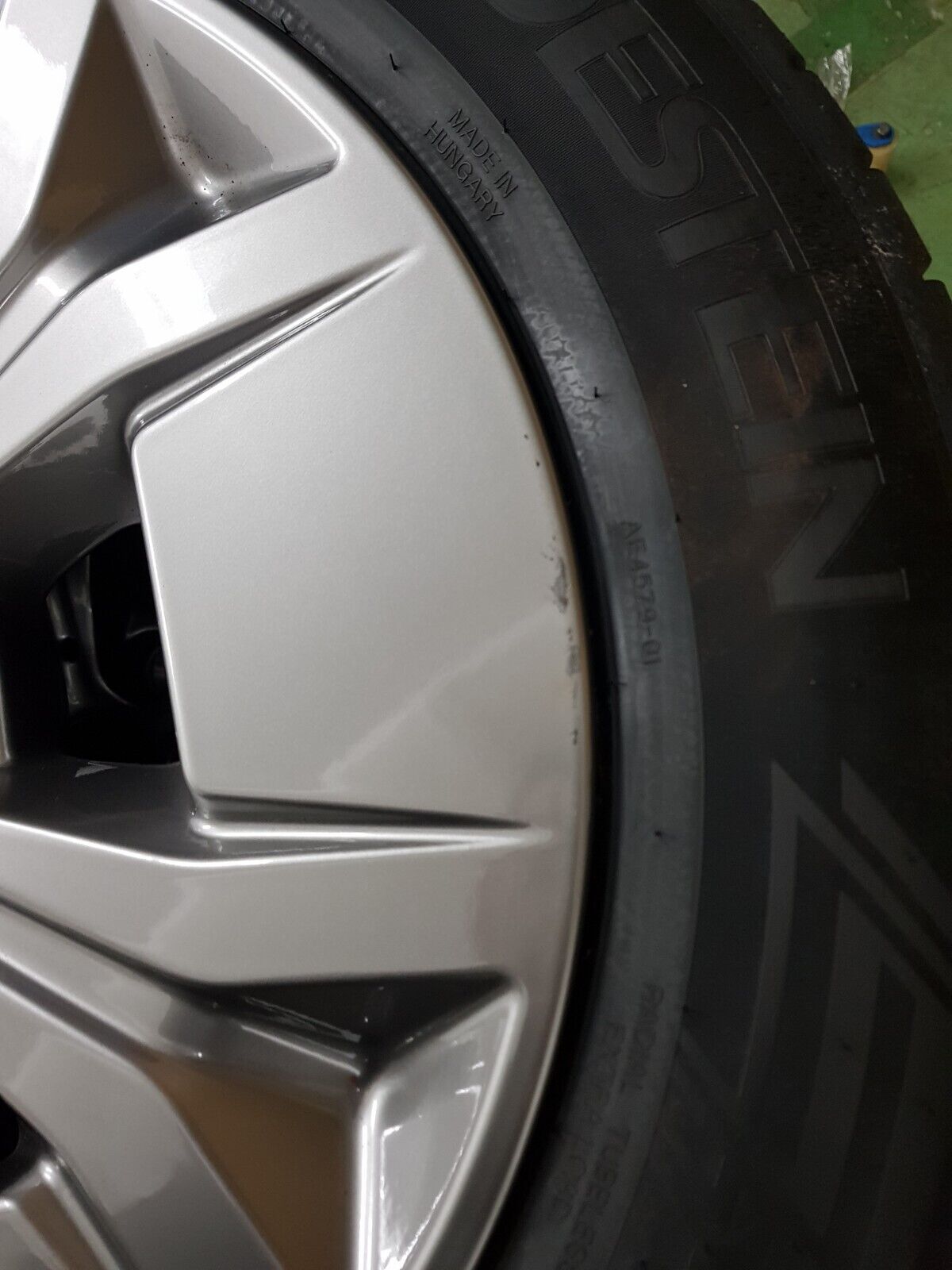 BMW 17 Zoll Felgen X1 U11 X2 U10 Sommerreifen Sommerräde Reifen neu 6898036 864