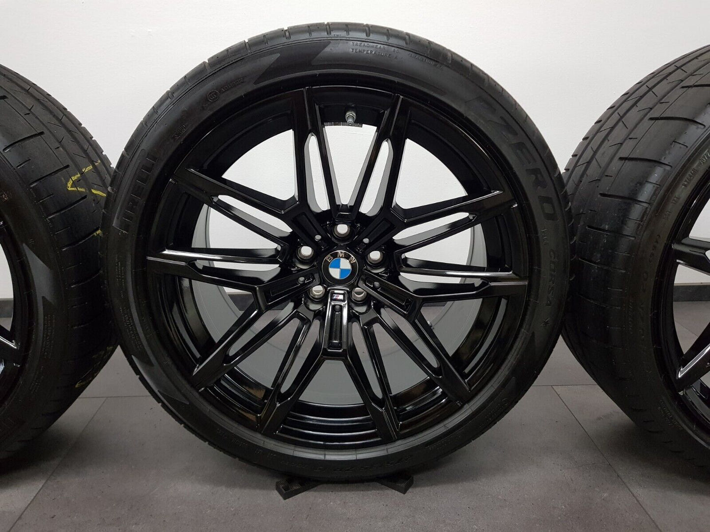 BMW M930 19/20 Zoll Sommerreifen M2 G87 M3 G80 G81 M4 G82 930M Pirelli schwarz!