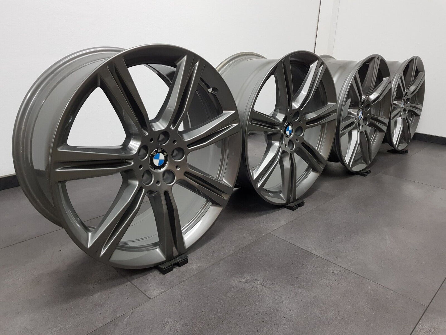 4x NEU BMW 20 Zoll Alufelgen Felgen X5 G05 X6 G06 736 6883753