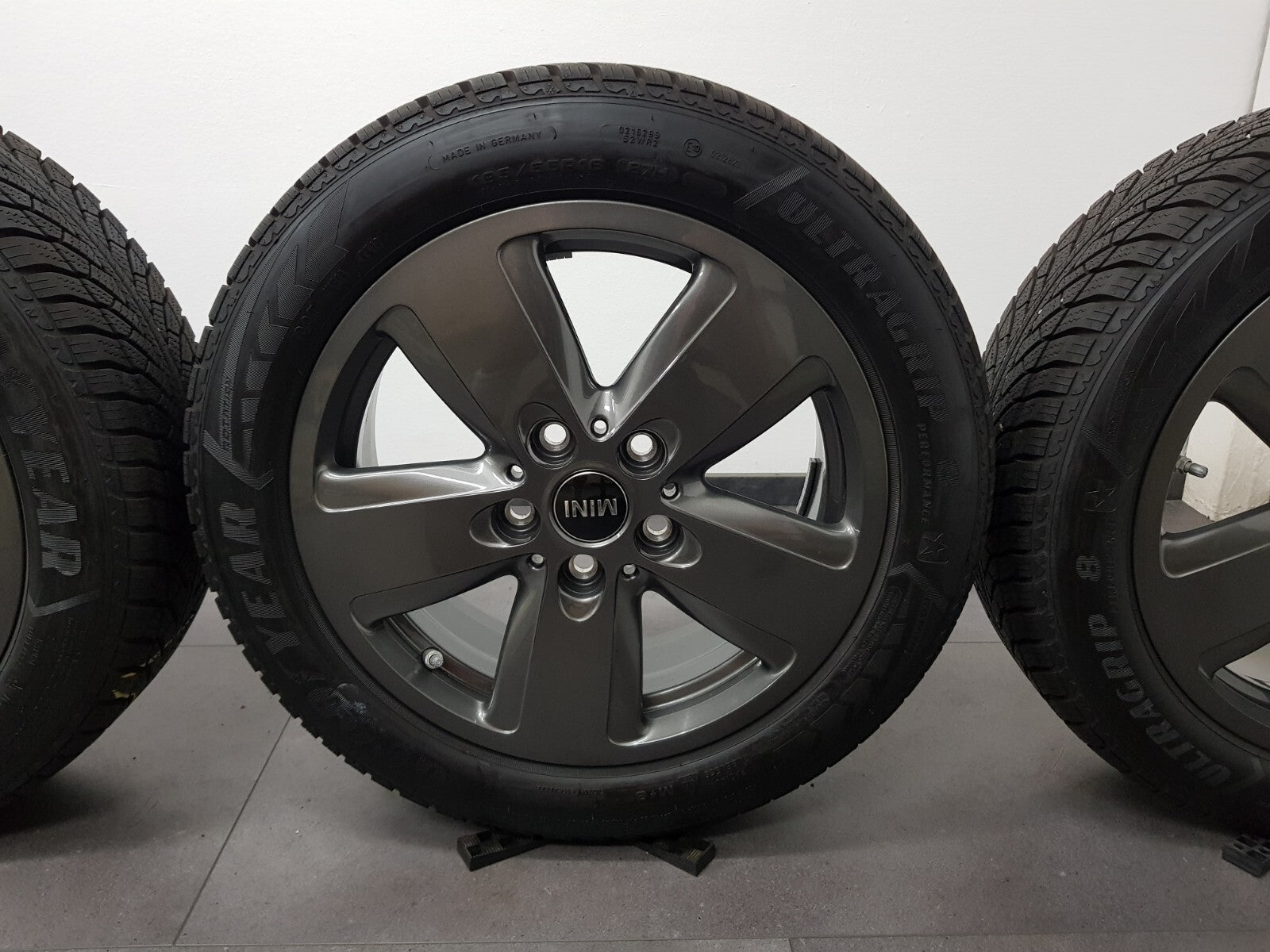 47684707