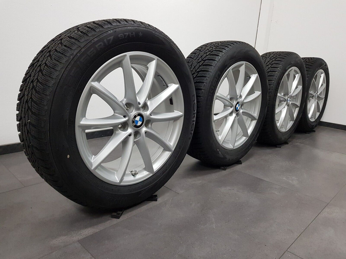 BMW Winterreifen 17 Zoll Felgen X1 F48 X2 F39 560 225 55 17 Winterräder Neuw.