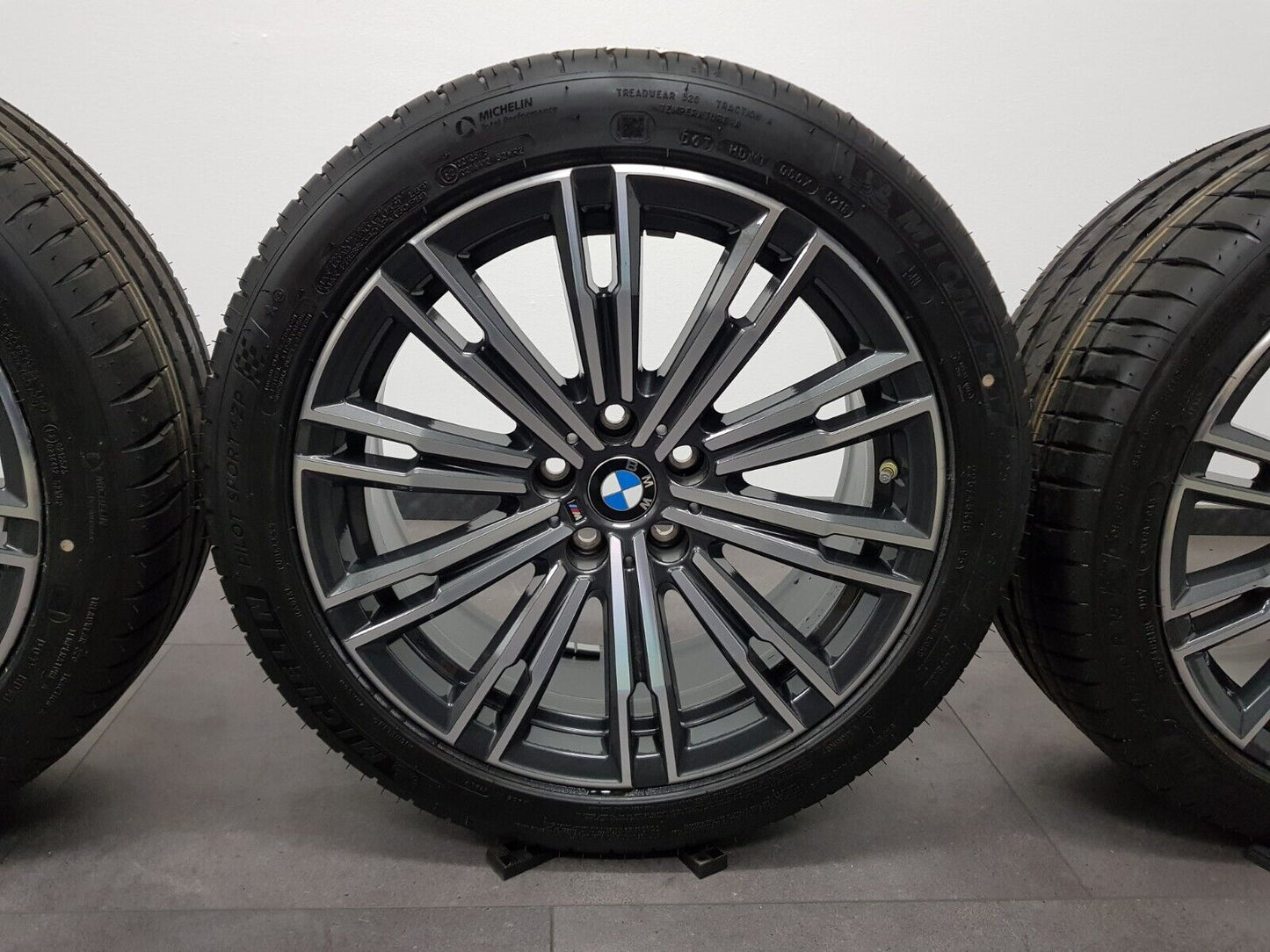 BMW Sommerreifen 18 Zoll 3er G20 G21 4er G22 G23 M790 Sommerräder Radsatz