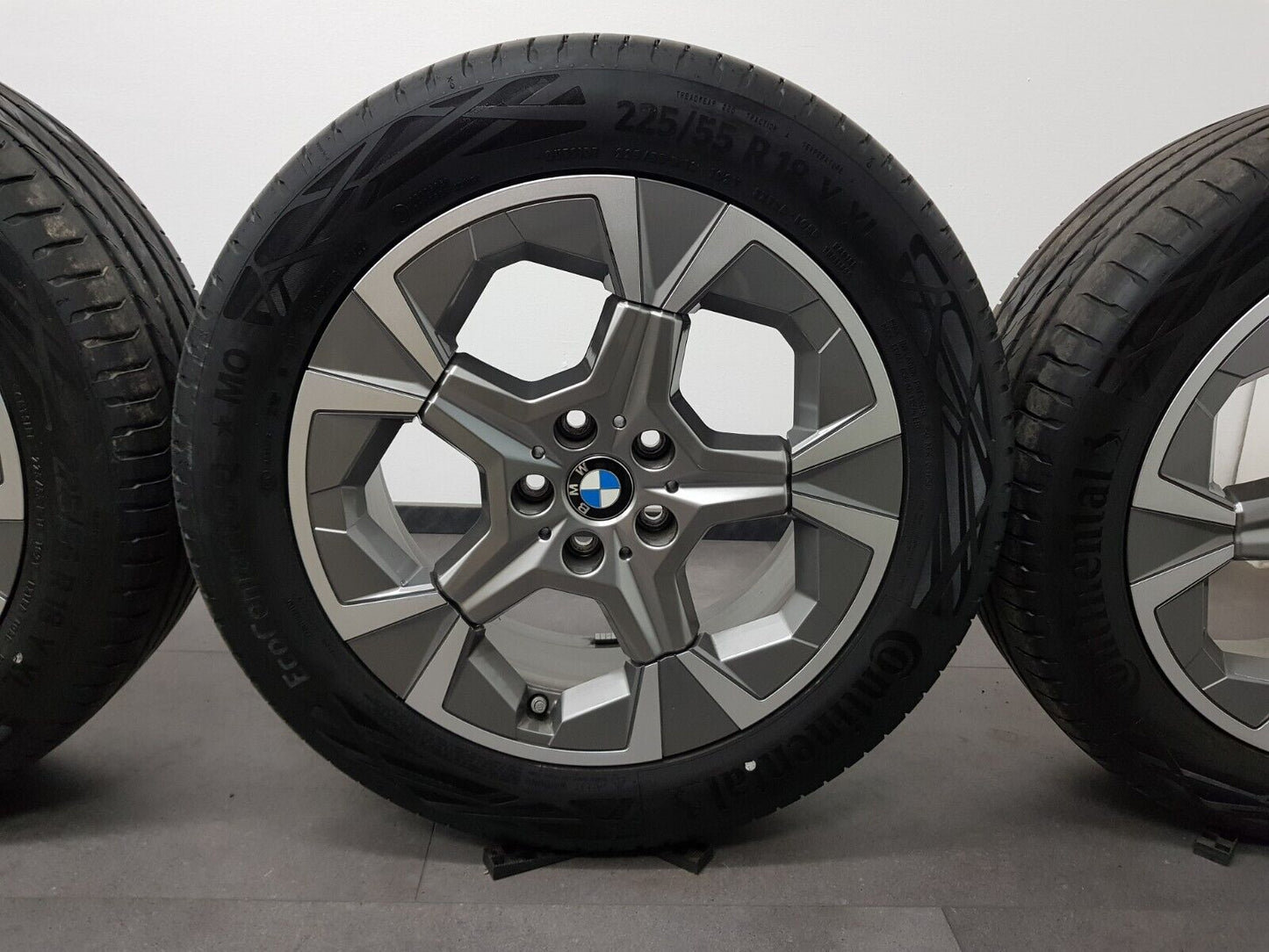 BMW 18 Zoll Felgen X1 U11 iX1 U11 X2 U10 866 Sommerreifen Sommerräder +6mm *