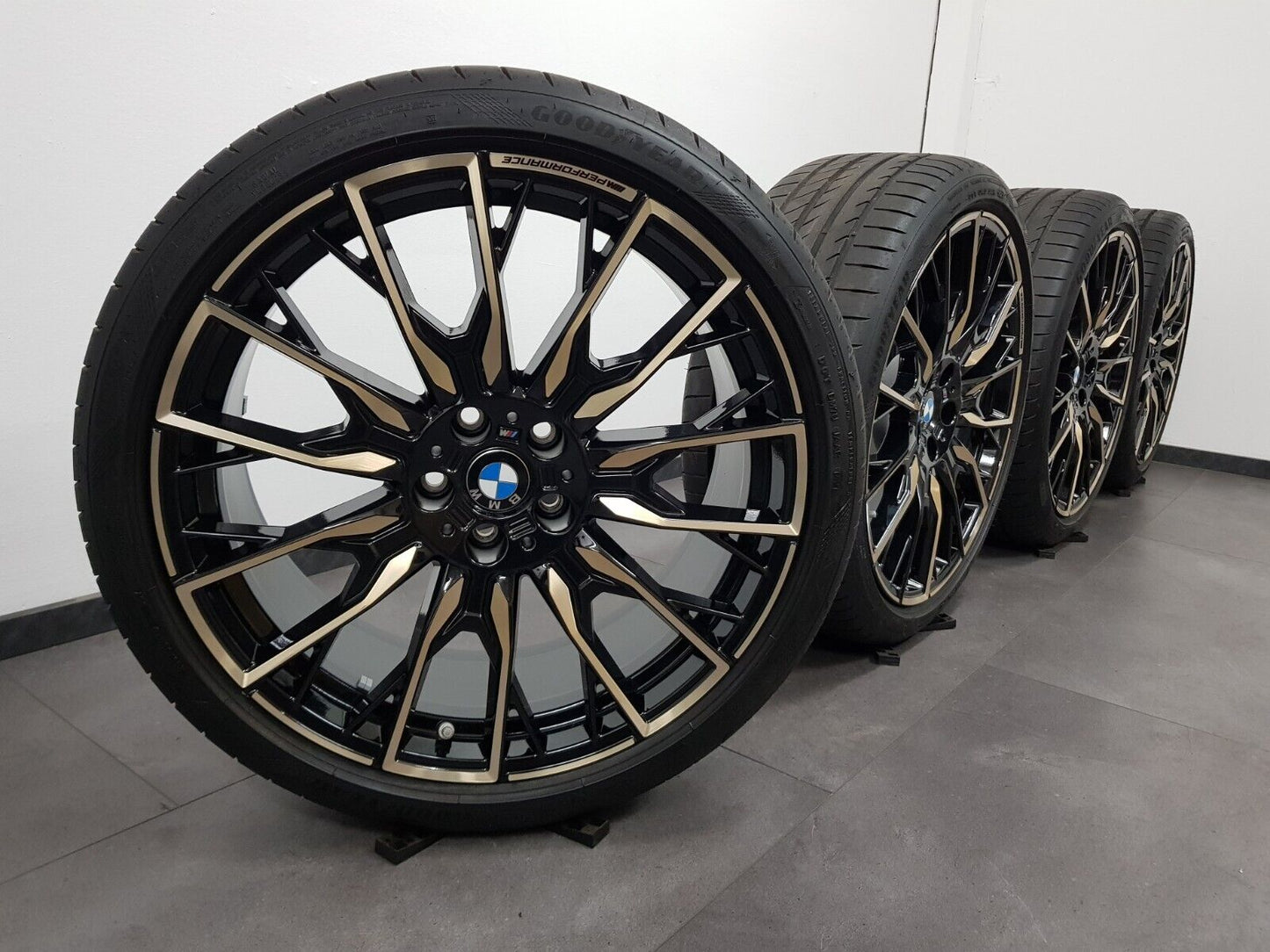 BMW 20 Zoll Felgen 4er G26 I4 M868 Sommerreifen Sommerräder Performance Neuw.!