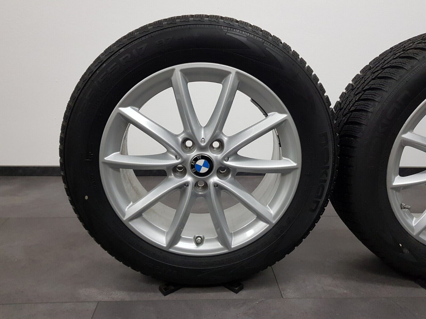 BMW Winterreifen 17 Zoll Felgen X1 F48 X2 F39 560 225 55 17 Winterräder Neuw.