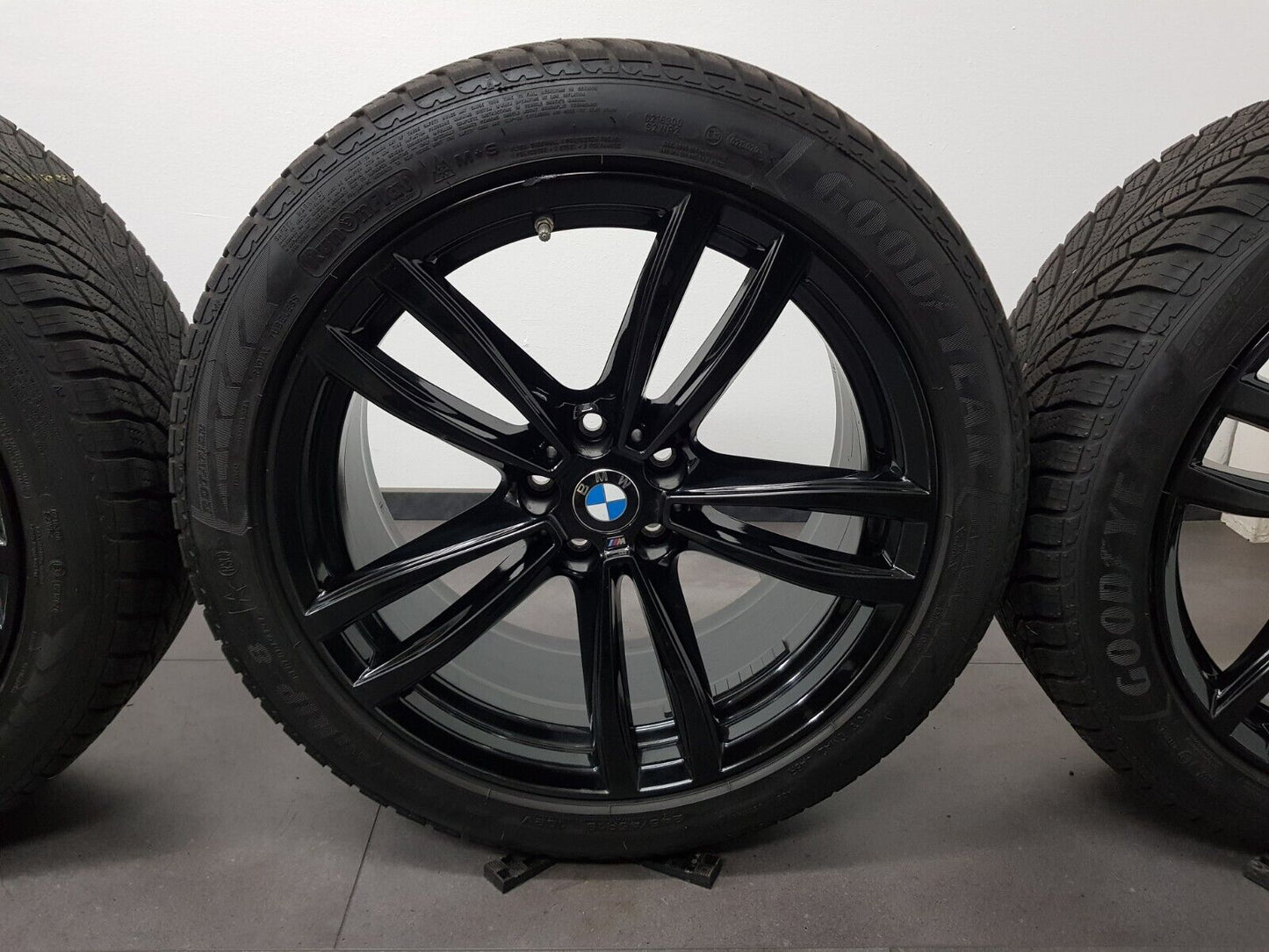 BMW 19 Zoll Felgen 7er G11 G12 6er GT G32 Winterreifen Winterräder schwarz M647