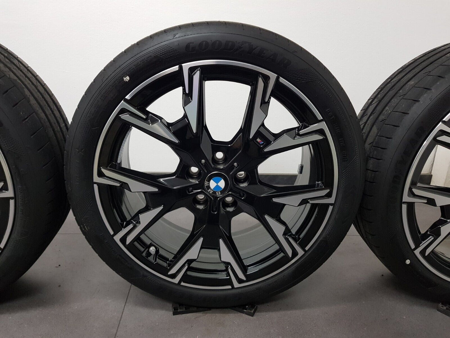 BMW 1er Felgen 19 Zoll F70 M135 xDrive Sommerräder Sommerreifen 5A45267