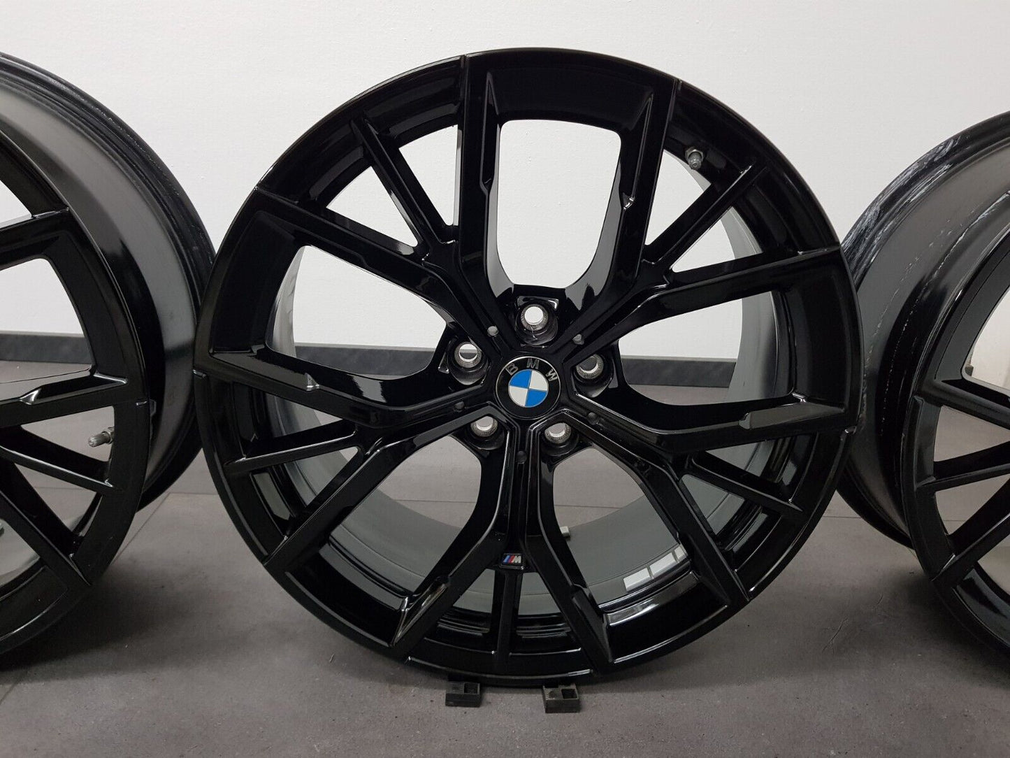 4x BMW Felgen 19 Zoll Felgen 5er G30 G31 M845 Alufelgen 8747234 8747235 Neuw.