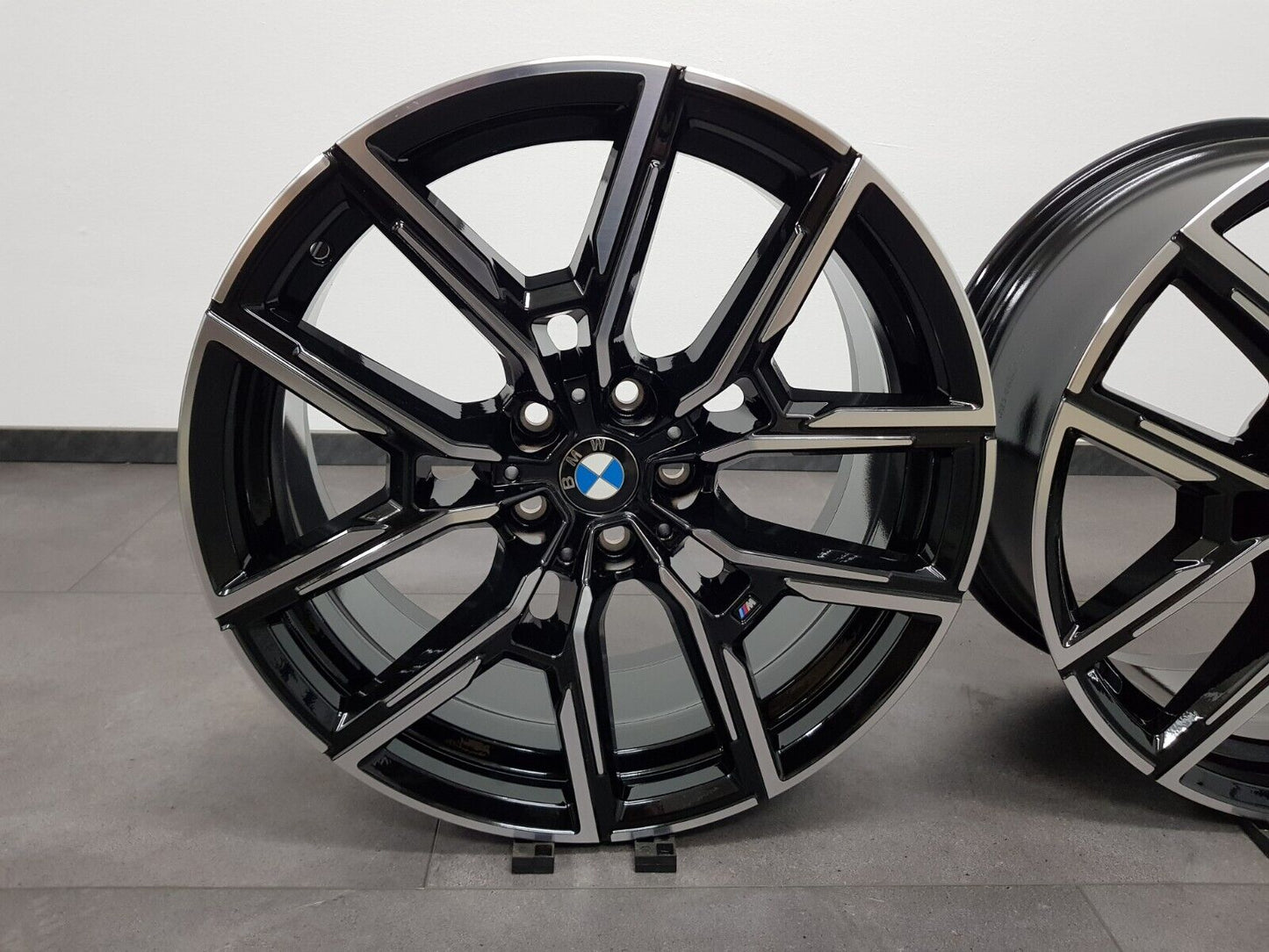 4x BMW 19 Zoll Felgen 4er G26 I4 M859 Gran Coupe 8747304 8747305 Alufelgen Neuw.