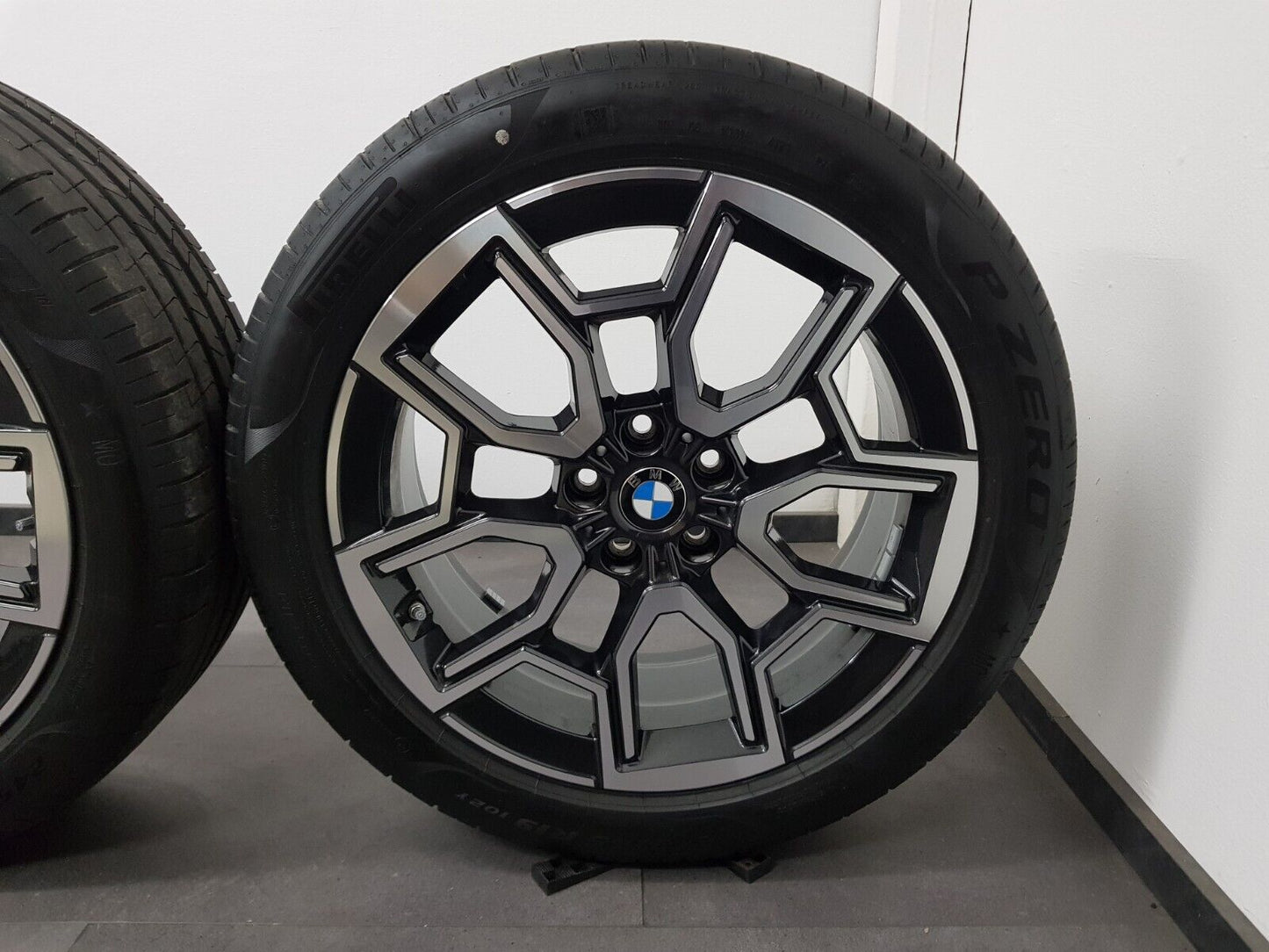 BMW X1 U11  iX1 U12  19 Zoll Sommerreifen original Sommerräder 867 6898041