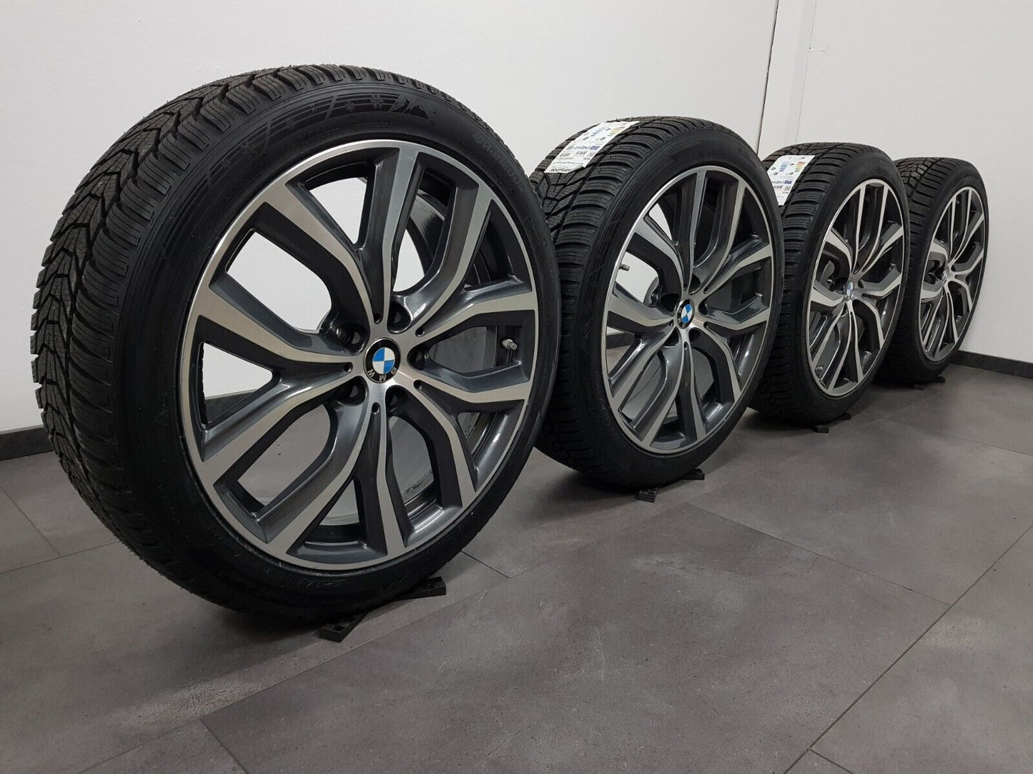 Neuw. BMW Winterreifen 19 Zoll Felgen X1 F48 X2 F39 511 Winterräder Reifen neu!