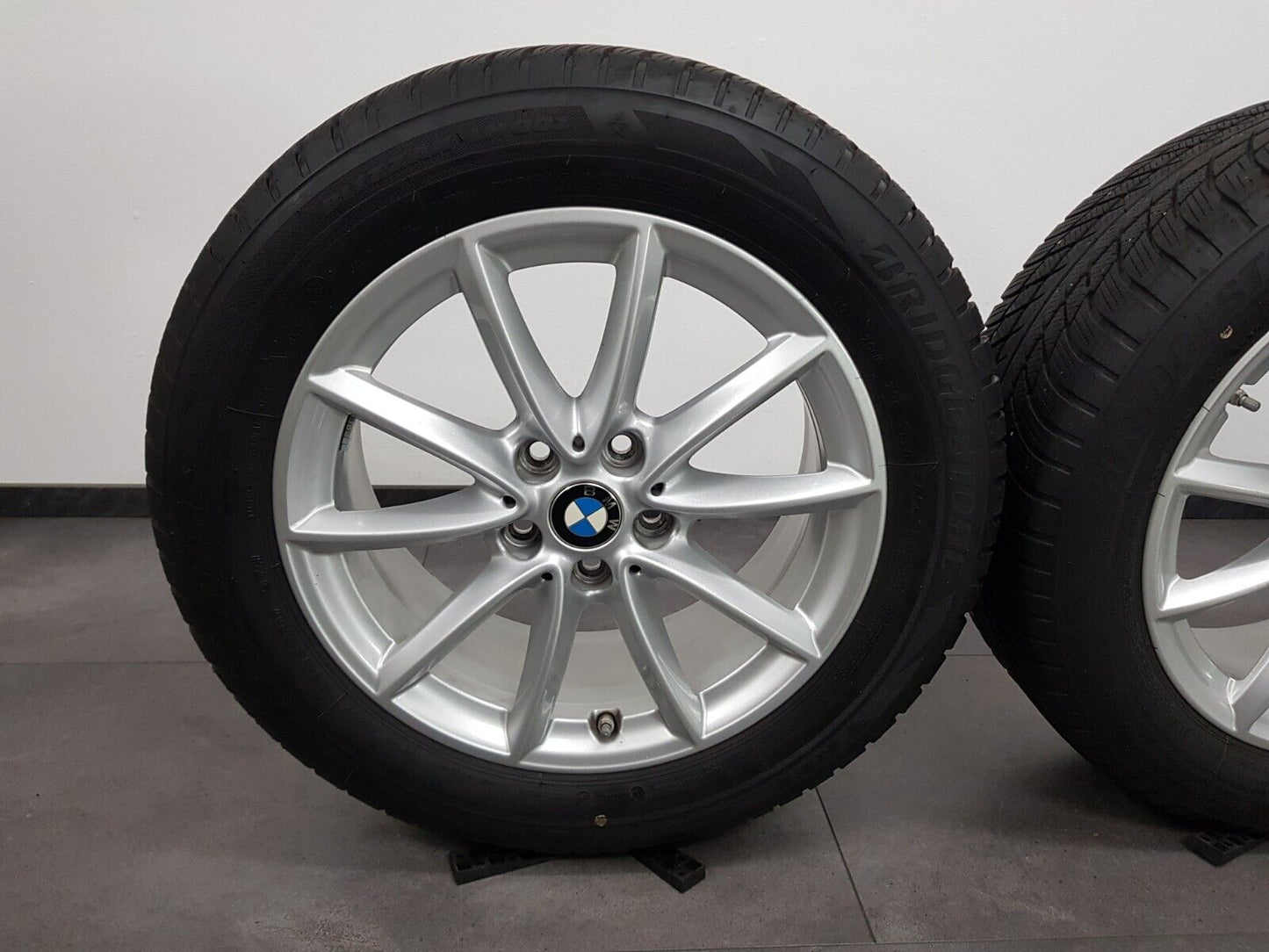 BMW Winterreifen 17 Zoll Felgen X1 F48 X2 F39 560 225 55 17 Winterräder DOT20/21