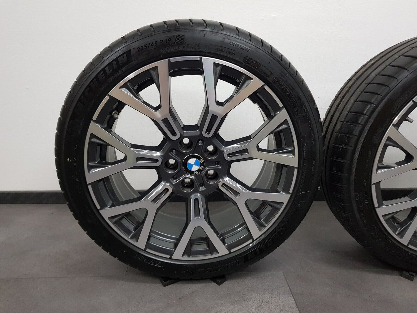 BMW Sommerreifen 19 Zoll Felgen X1 F48 X2 F39 580 Sommerräder Reifen 6883003