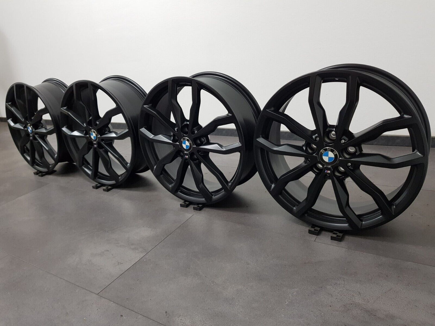 BMW 18 Zoll Felgen 1er F40 2er F44 X1 X2 F48 F39 Alufelgen M711 6877550 Neuw!