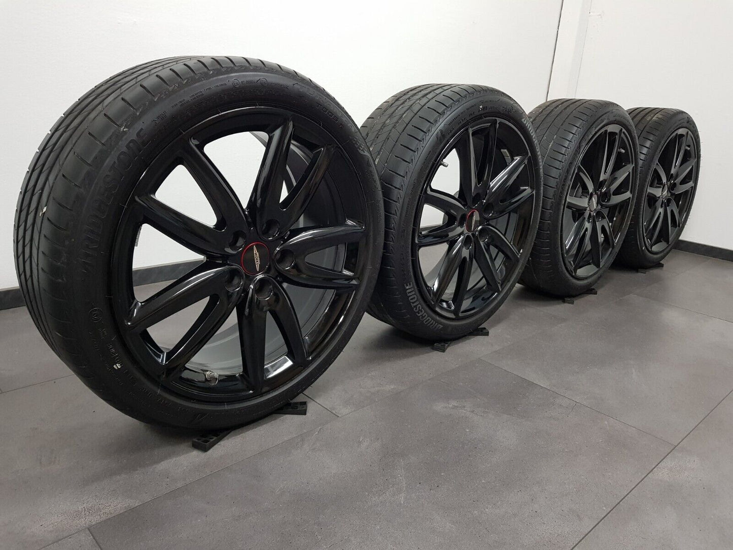 Mini Clubman F54 18 Zoll Felgen Sommerreifen Sommerräder JCW Grip Spoke 815