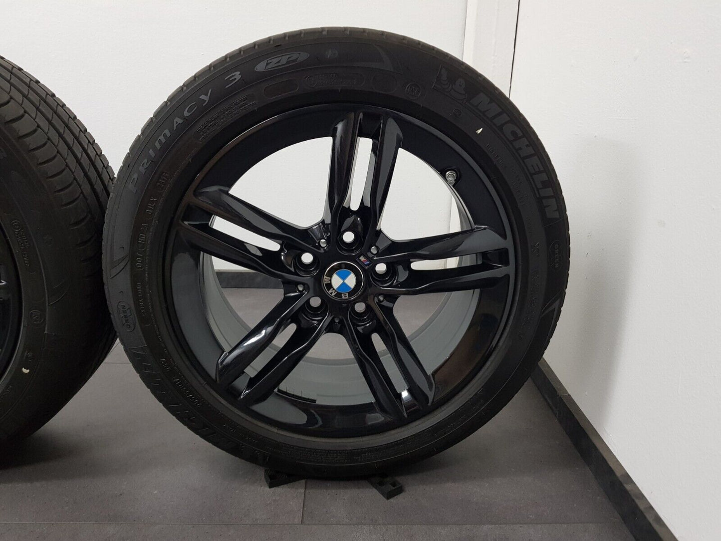 BMW Sommerreifen 17 Zoll Felgen 2er F45 F46 M483 Sommerräder Reifen RunFlat +7mm